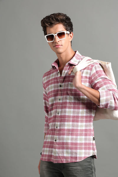 IDENTITI Men Slim Fit Regular Collar Checks Shirt In Maroon Melange.