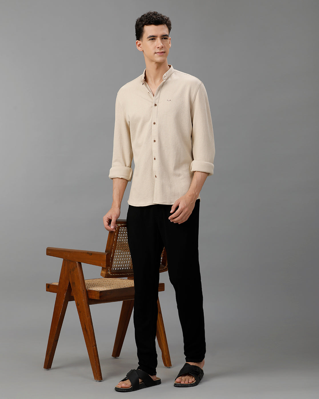 IDENTITI Men Slim Fit Mandarin Collar Solid Knit Shirt In Beige.