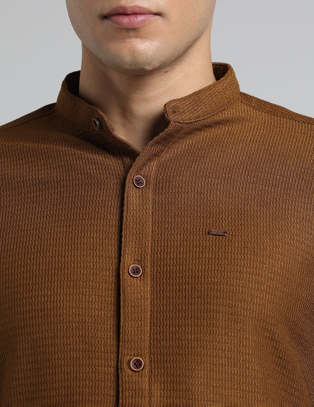 IDENTITI Men Slim Fit Mandarin Collar Solid Shirt In Khaki.