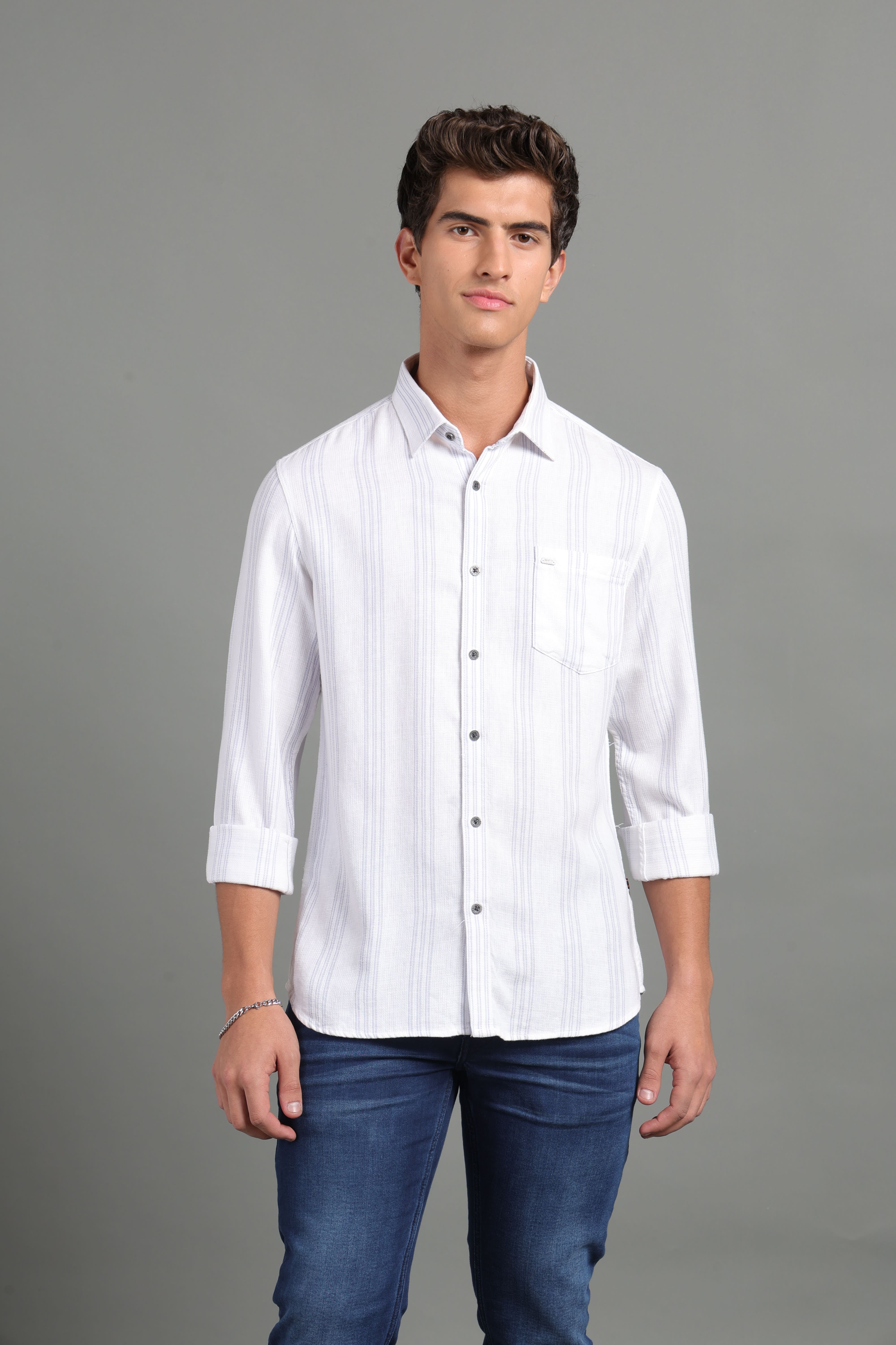 IDENTITI Men Slim Fit Regular Collar Striped Shirt In White.