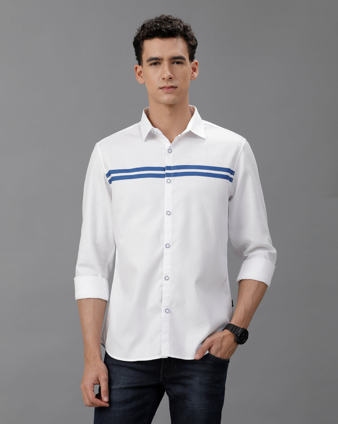 IDENTITI Men Slim Fit Regular Collar Printed Shirt In White.