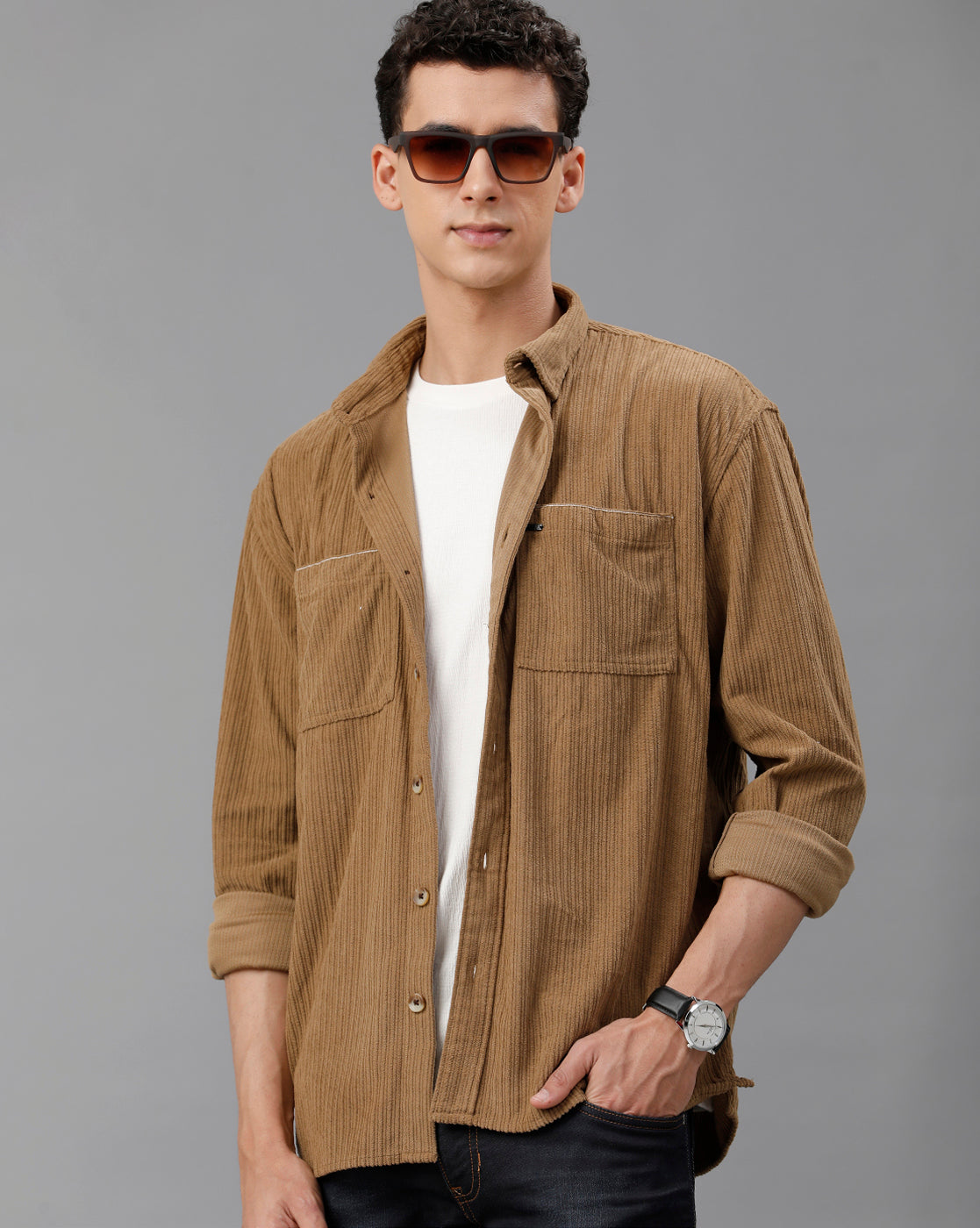 IDENTITI Men Oversized Fit Regular Collar Corduroy Shirt In Khaki.