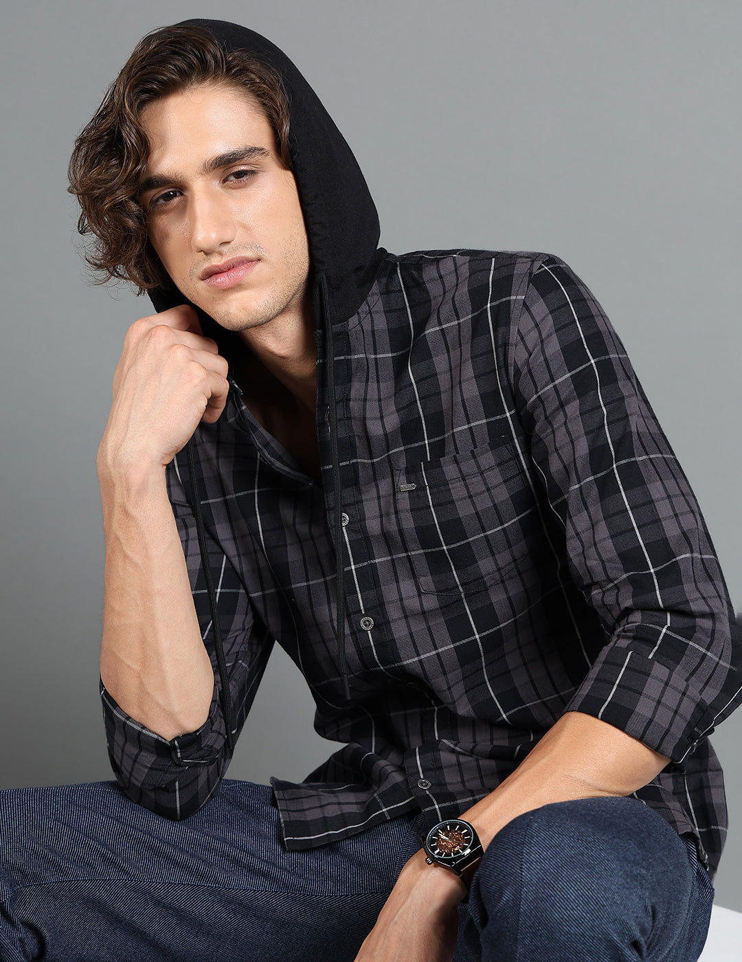 IDENTITI Men Slim Fit Hooded Checks Shirt In Black.