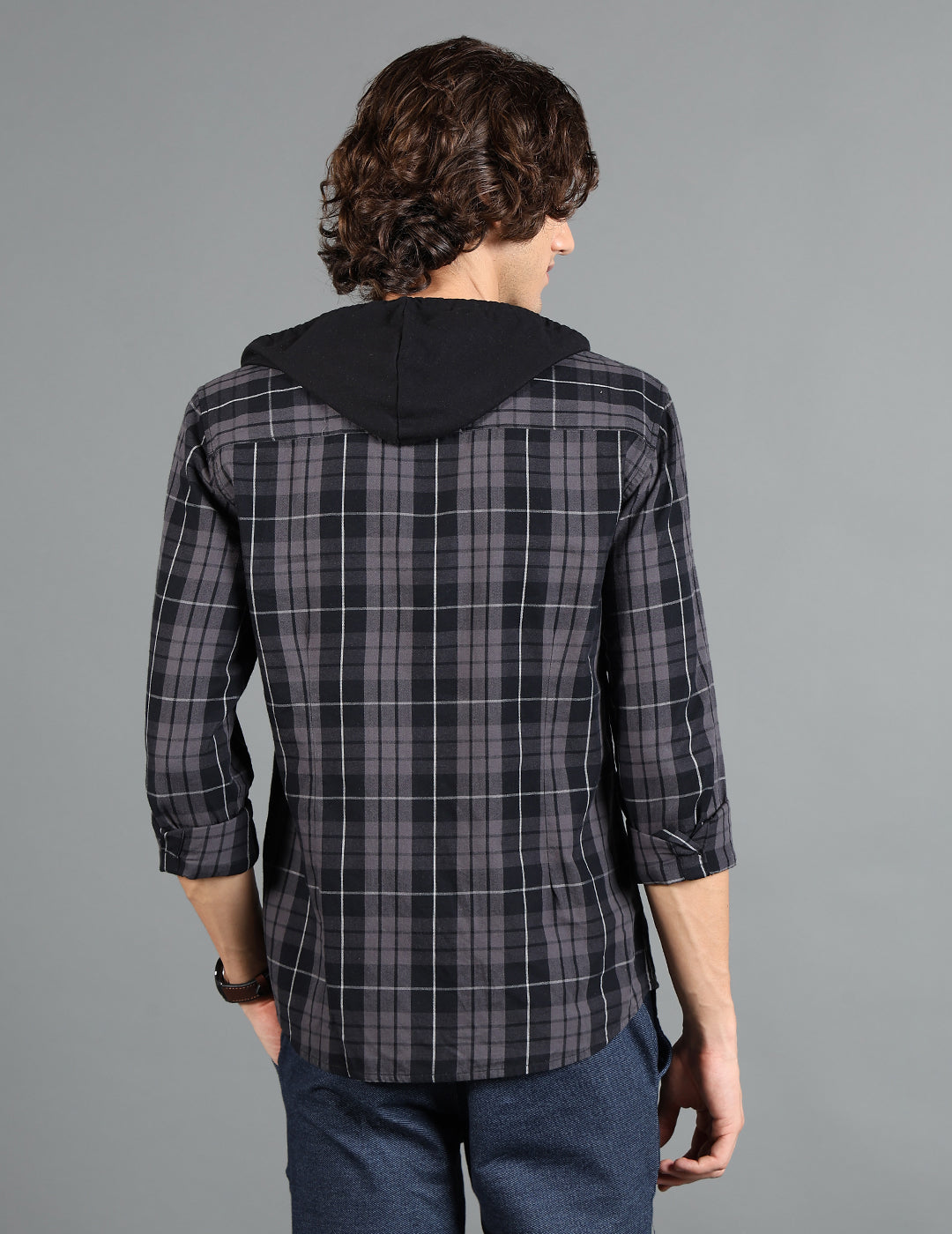 IDENTITI Men Slim Fit Hooded Checks Shirt In Black.