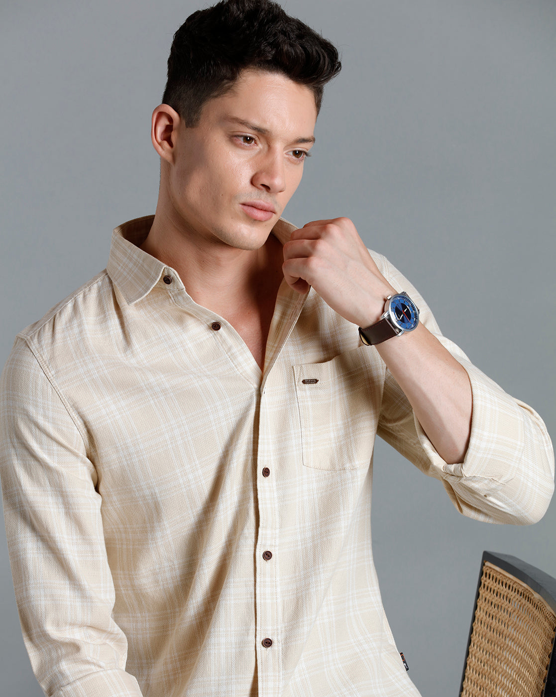 IDENTITI Men Slim Fit Regular Collar Checks Shirt In Beige