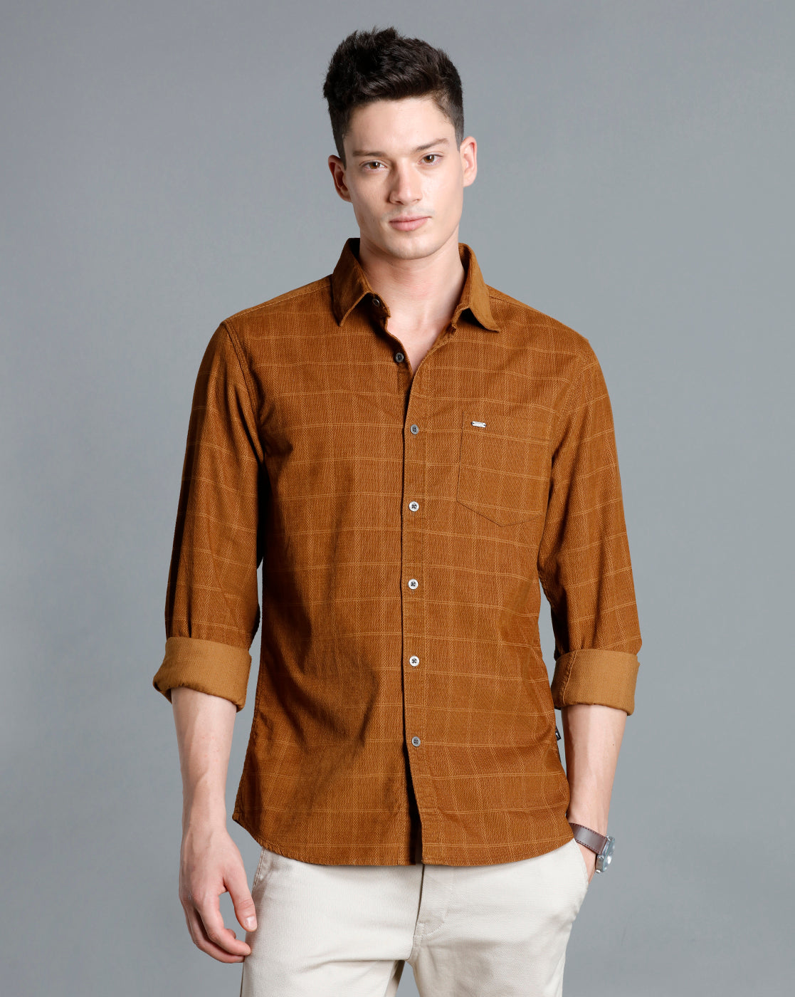 IDENTITI Men Slim Fit Regular Collar Checks Shirt In Khaki