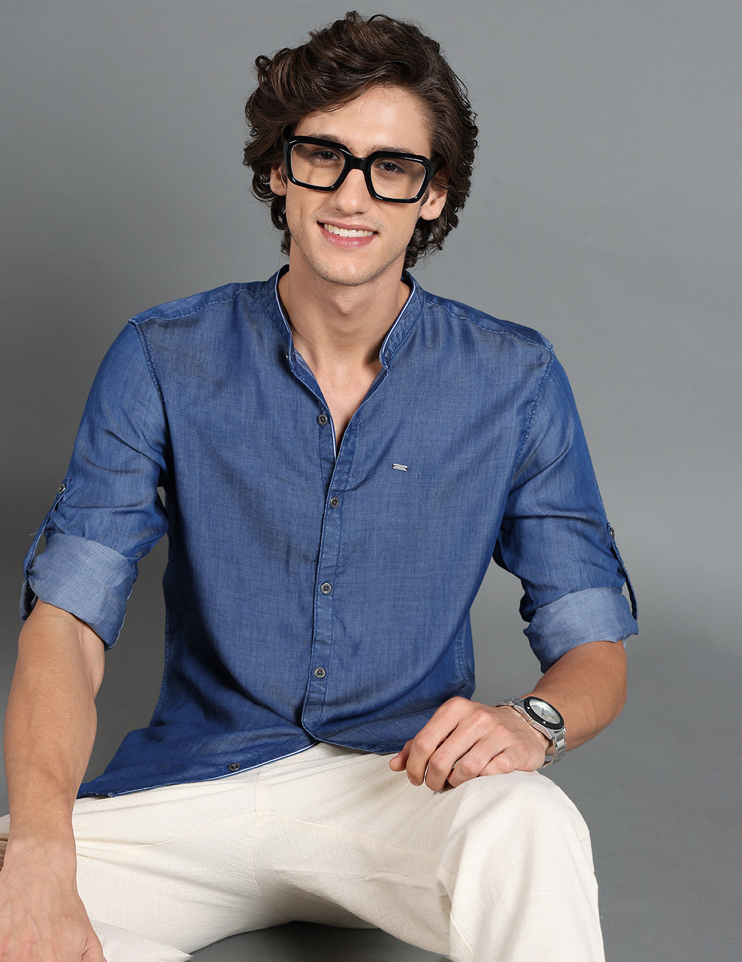 IDENTITI Men Slim Fit Mandarin Collar Solid Shirt In Blue.