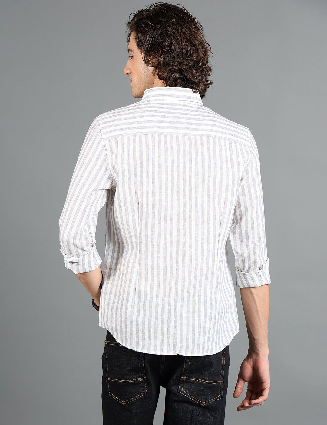 IDENTITI Men Slim Fit Regular Collar Striped Shirt In Grey.