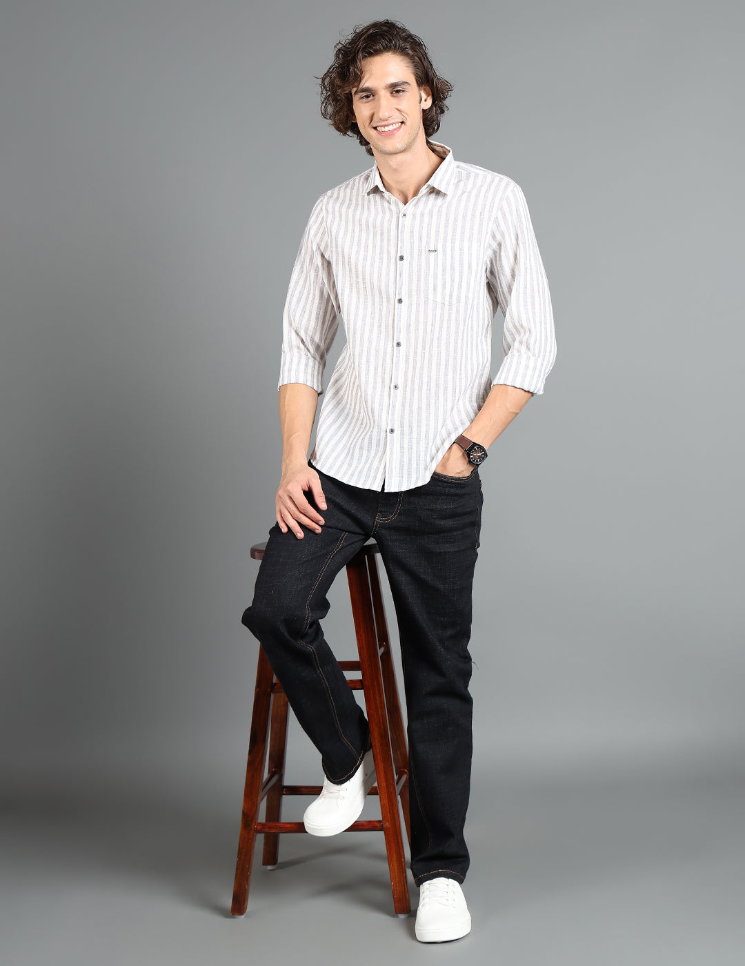 IDENTITI Men Slim Fit Regular Collar Striped Shirt In Grey.