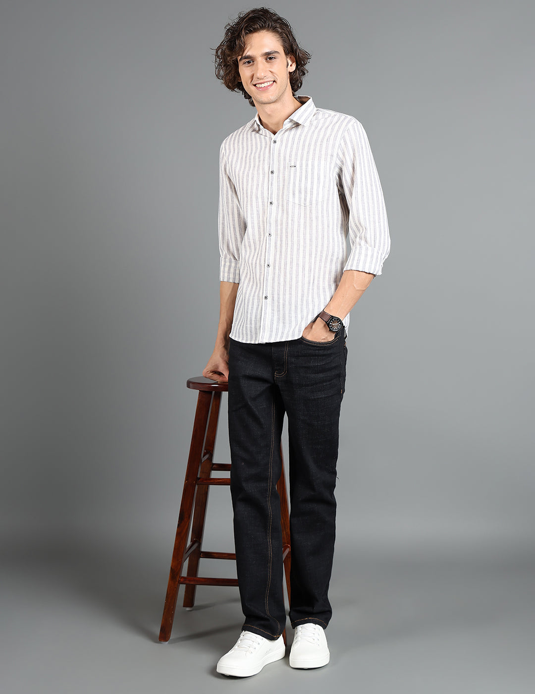 IDENTITI Men Slim Fit Regular Collar Striped Shirt In Grey.