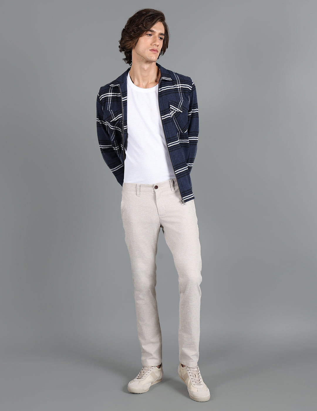 IDENTITI Men Slim Fit Regular Collar Checks Shacket In Navy.