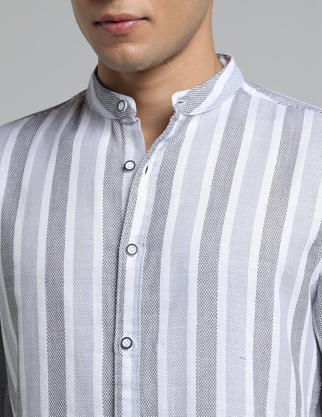 IDENTITI Men Slim Fit Mandarin Collar Striped Shirt In Black.