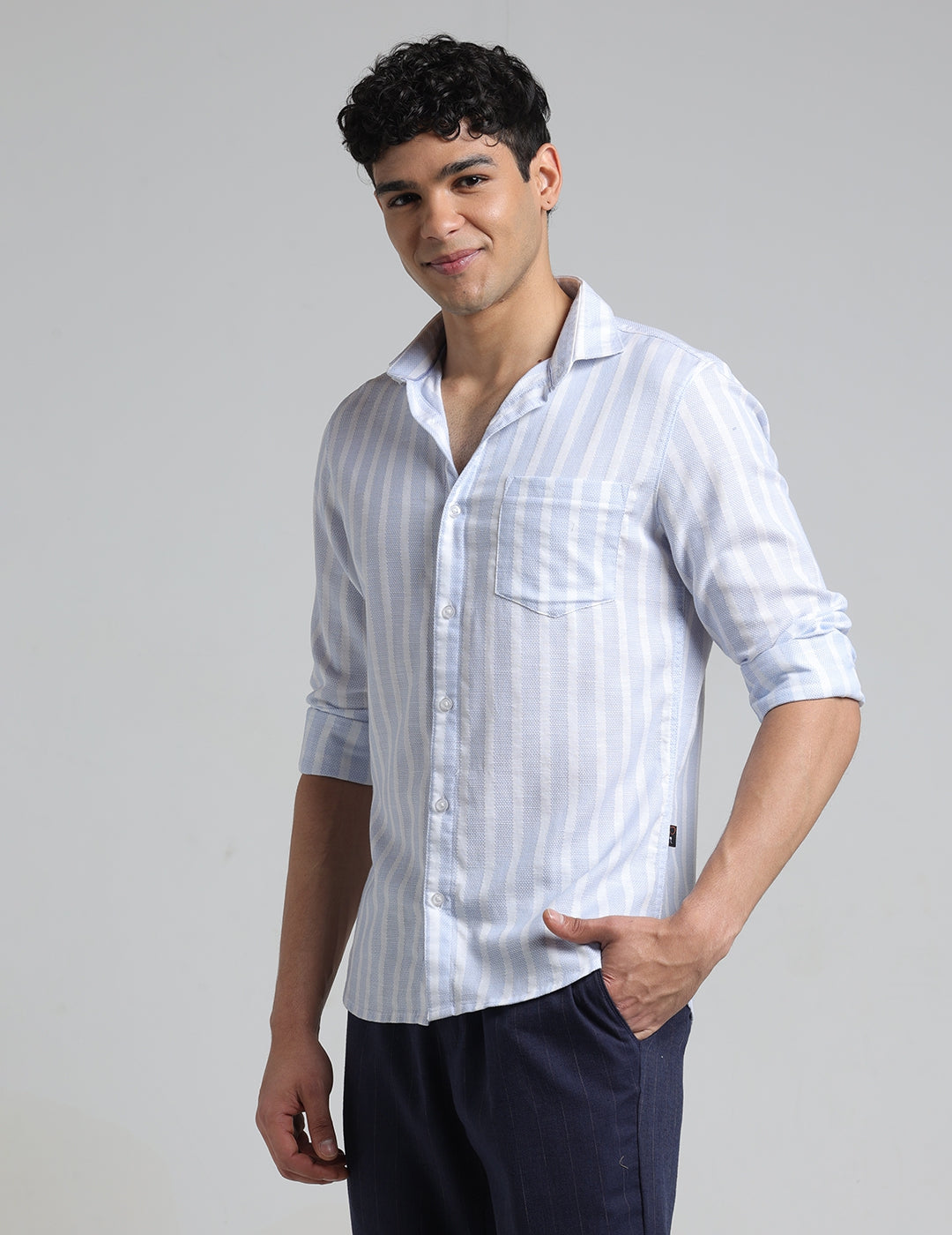 IDENTITI Men Slim Fit Cutaway Collar Stripe Shirt In Blue.