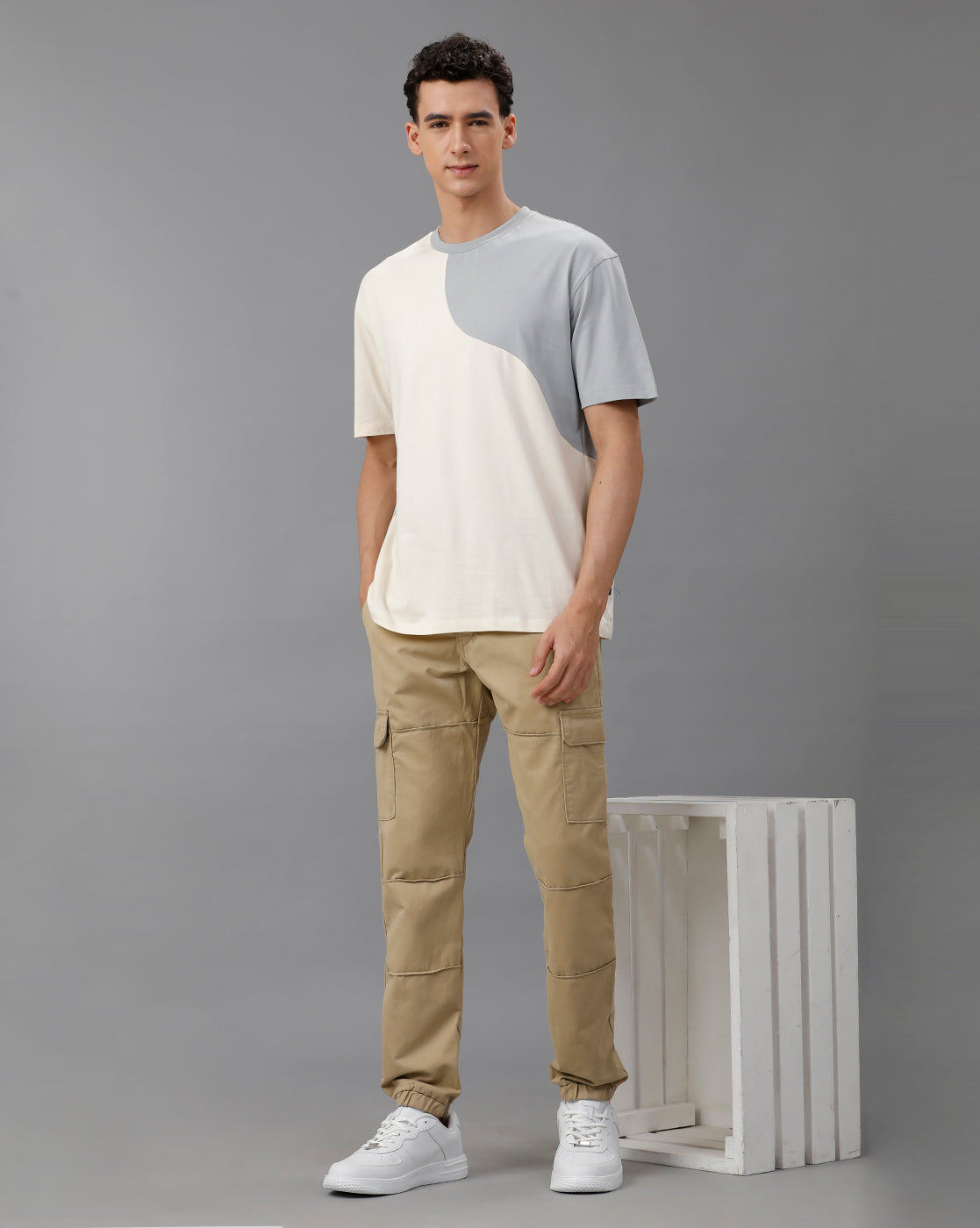 IDENTITI Men Slim Fit Cargo Jogger In Beige.