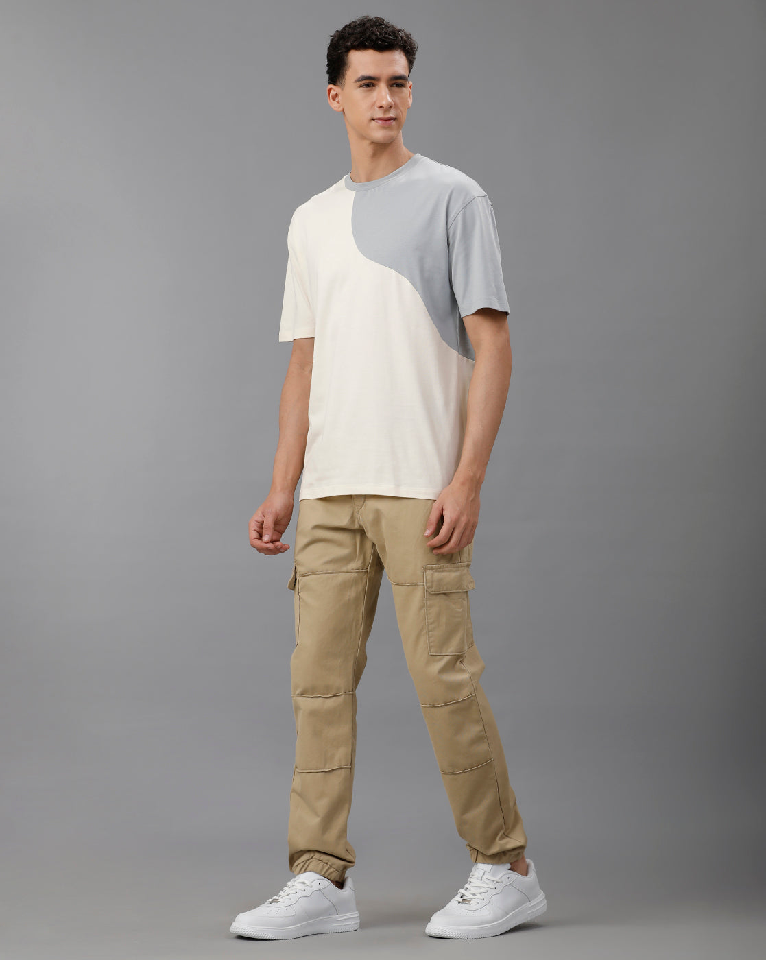 IDENTITI Men Slim Fit Cargo Jogger In Beige.