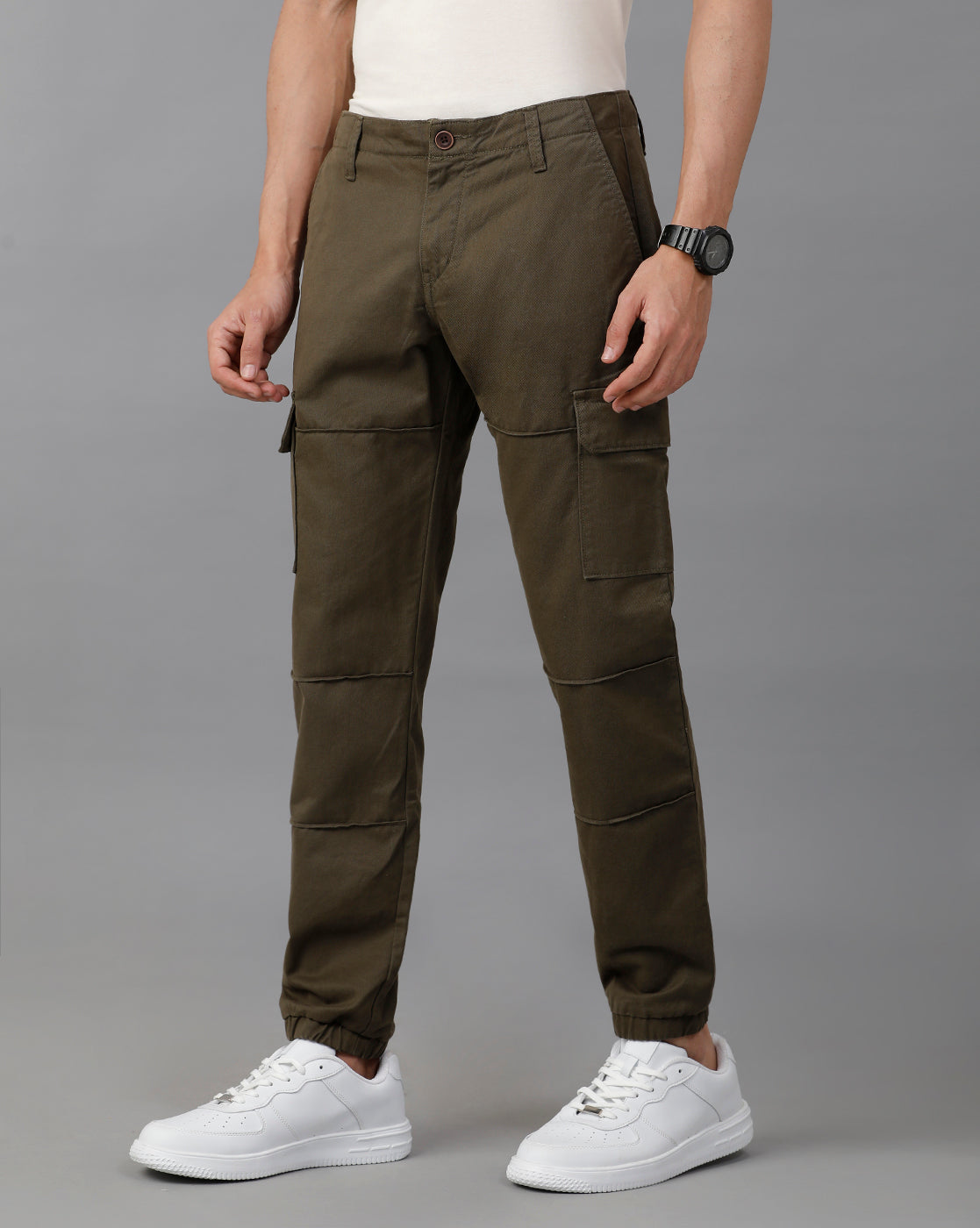 IDENTITI Men Slim Fit Cargo Jogger In Olive.