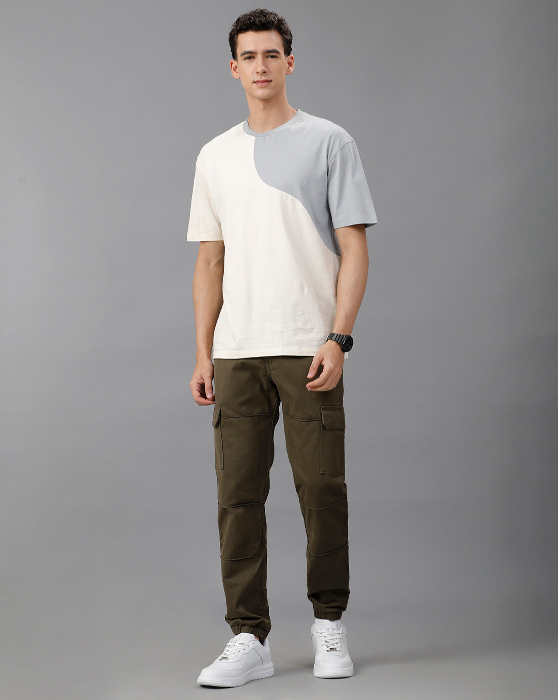 IDENTITI Men Slim Fit Cargo Jogger In Olive.