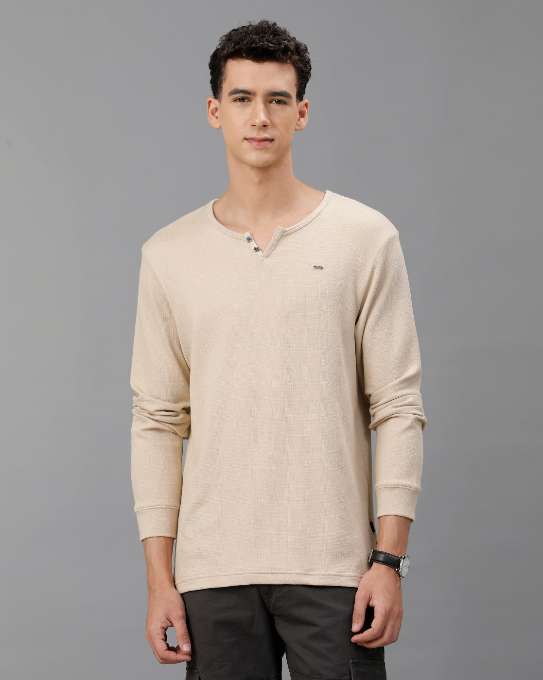 IDENTITI Men Slim Fit V-Neck Solid T-Shirt In Beige.