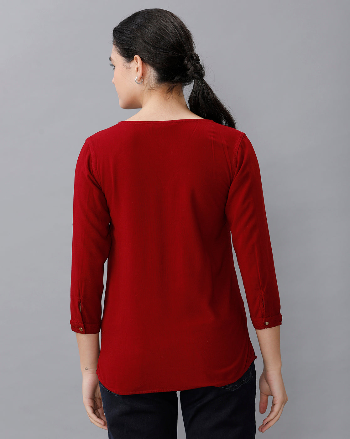 Identiti Women Solid Indo Western top with zipper detailing - Maroon.