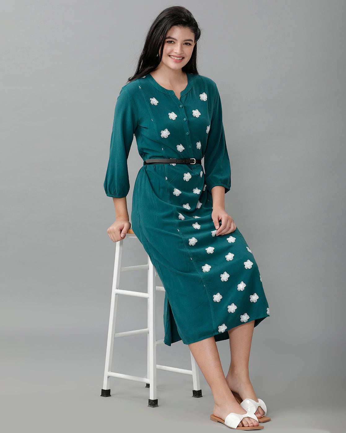 Identiti Women Solid Indo Western Printed Dress - Green.