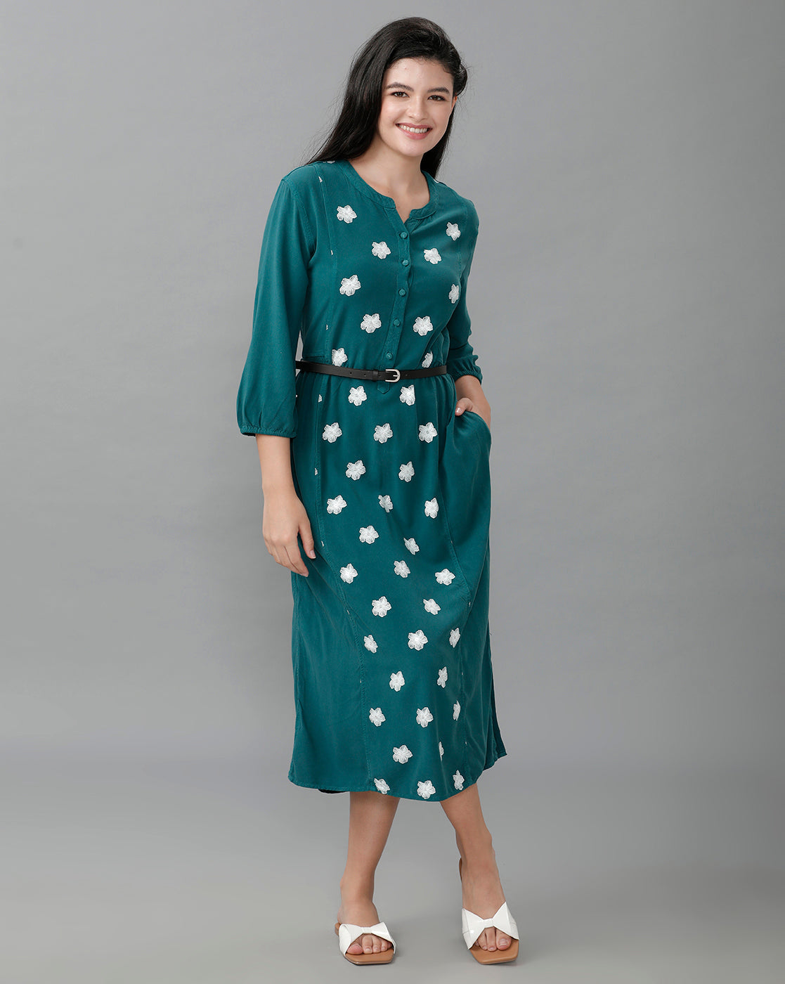 Identiti Women Solid Indo Western Printed Dress - Green.