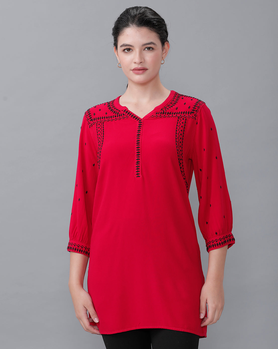 Identiti Women Solid Indo Western Embroidered Tunic - Red