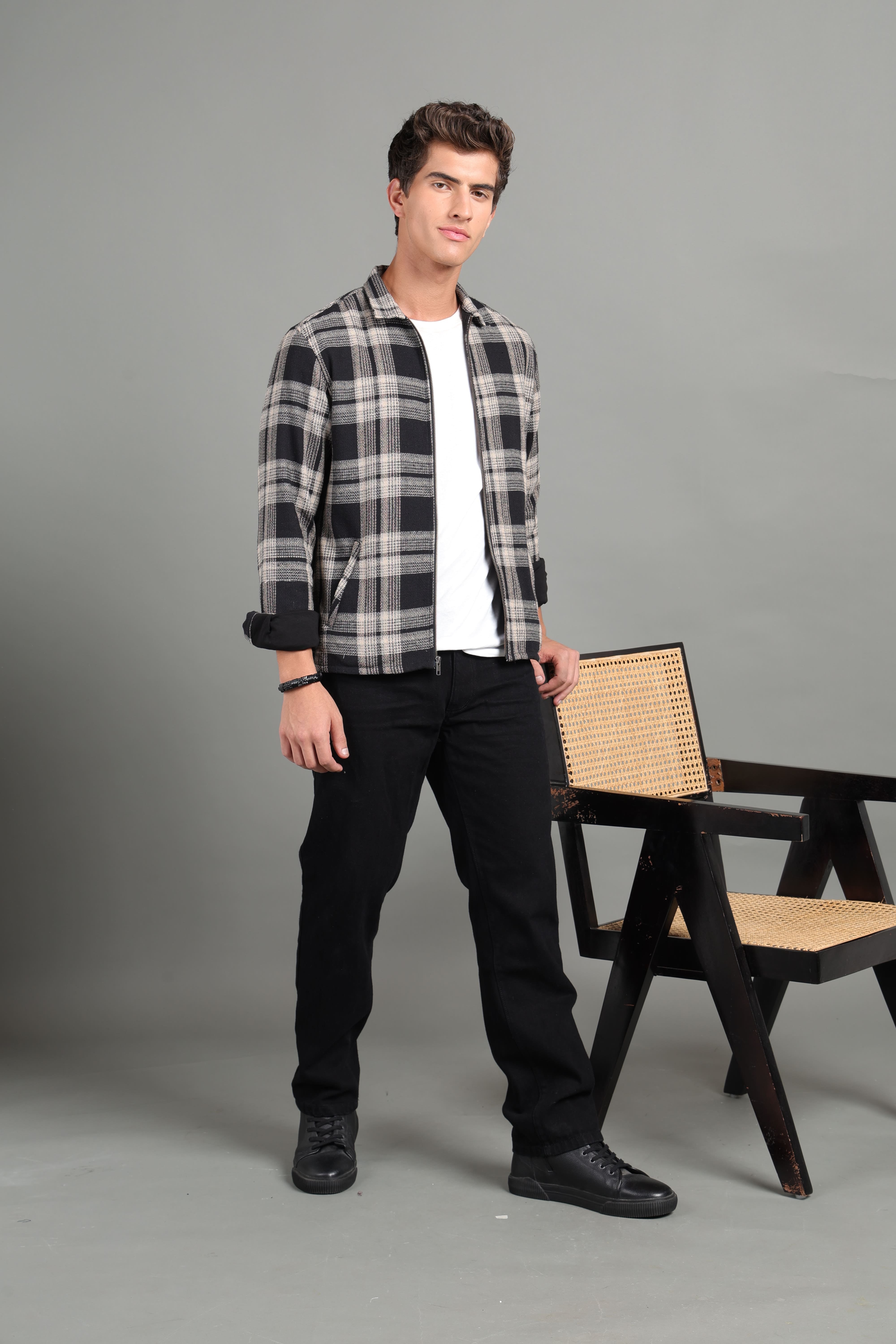 IDENTITI Men Slim Fit Regular Collar Checkes Jacket In Black.