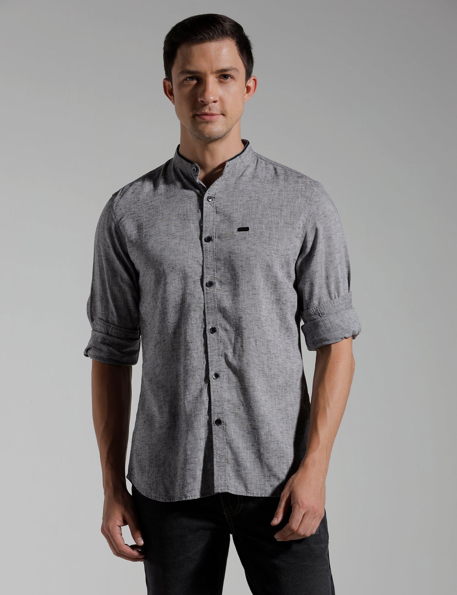 IDENTITI Men Slim Fit Mandarin Collar Solid Shirt