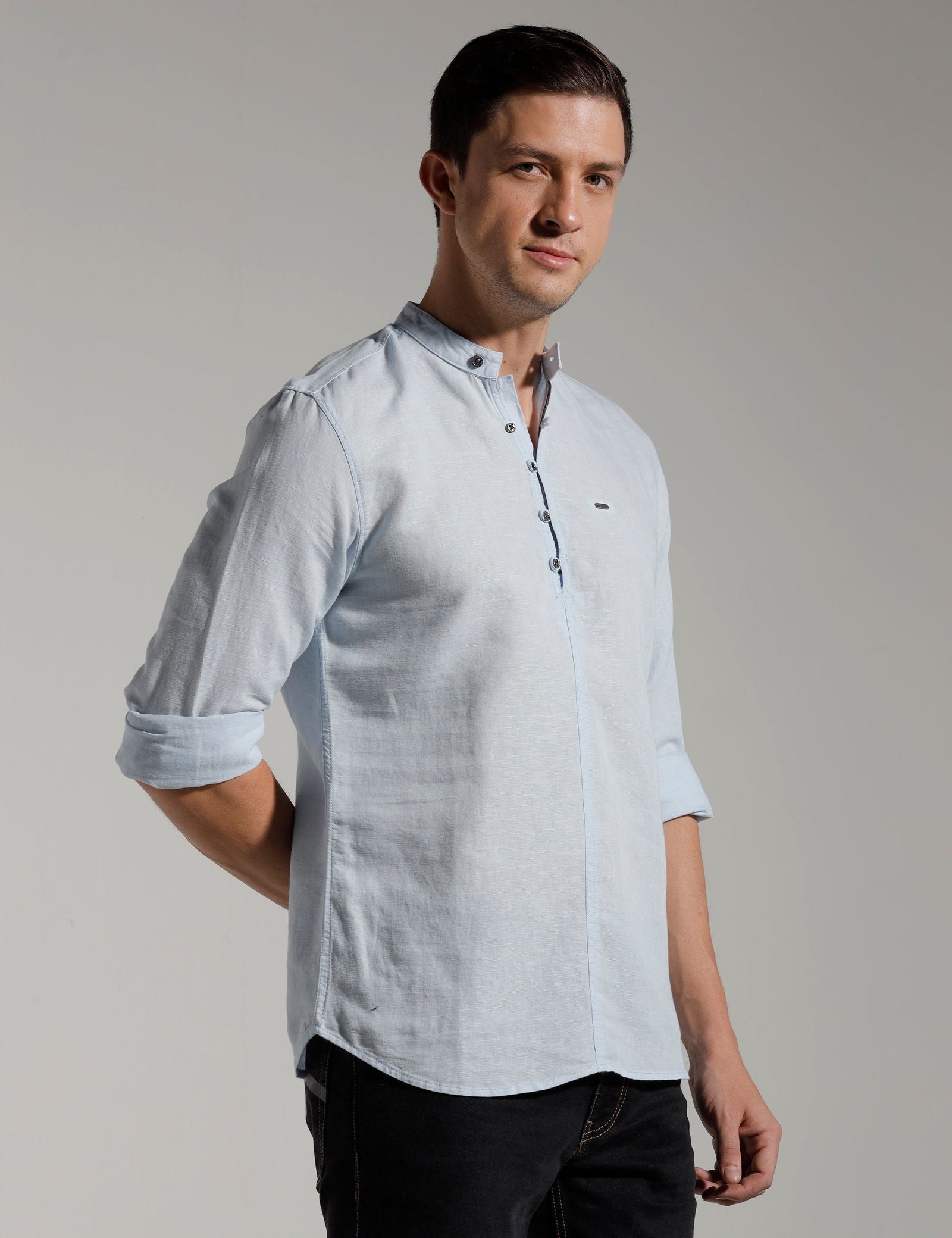 IDENTITI Men Slim Fit Mandarin Collar Solid Shirt