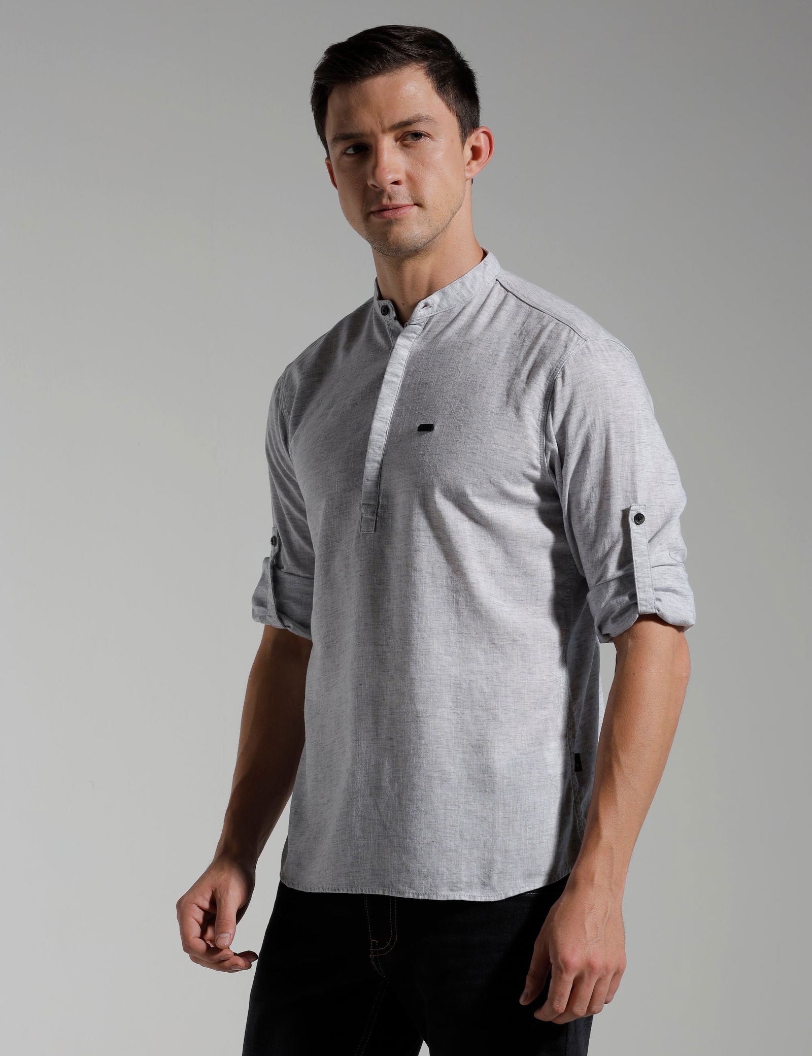 IDENTITI Men Slim Fit Mandarin Collar Solid Shirt In Grey