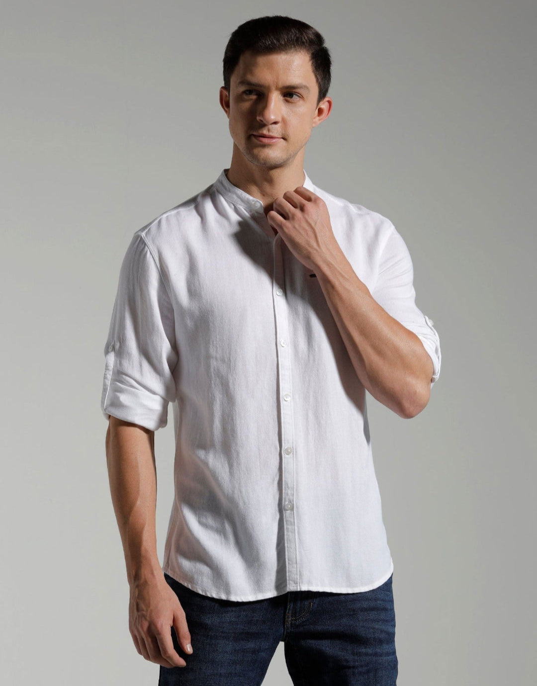 IDENTITI Men Slim Fit Mandarin Collar Solid Shirt In White