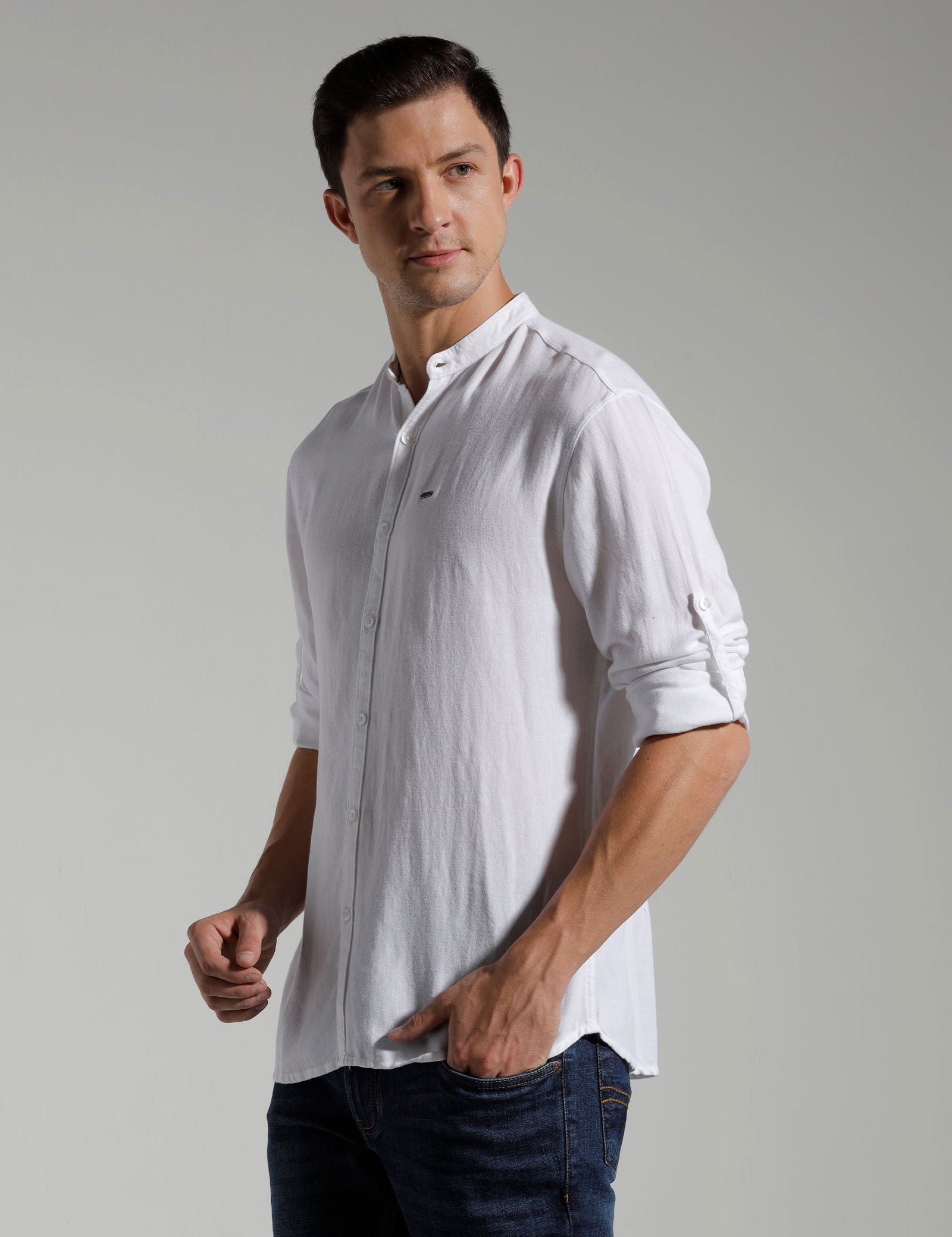 IDENTITI Men Slim Fit Mandarin Collar Solid Shirt In White