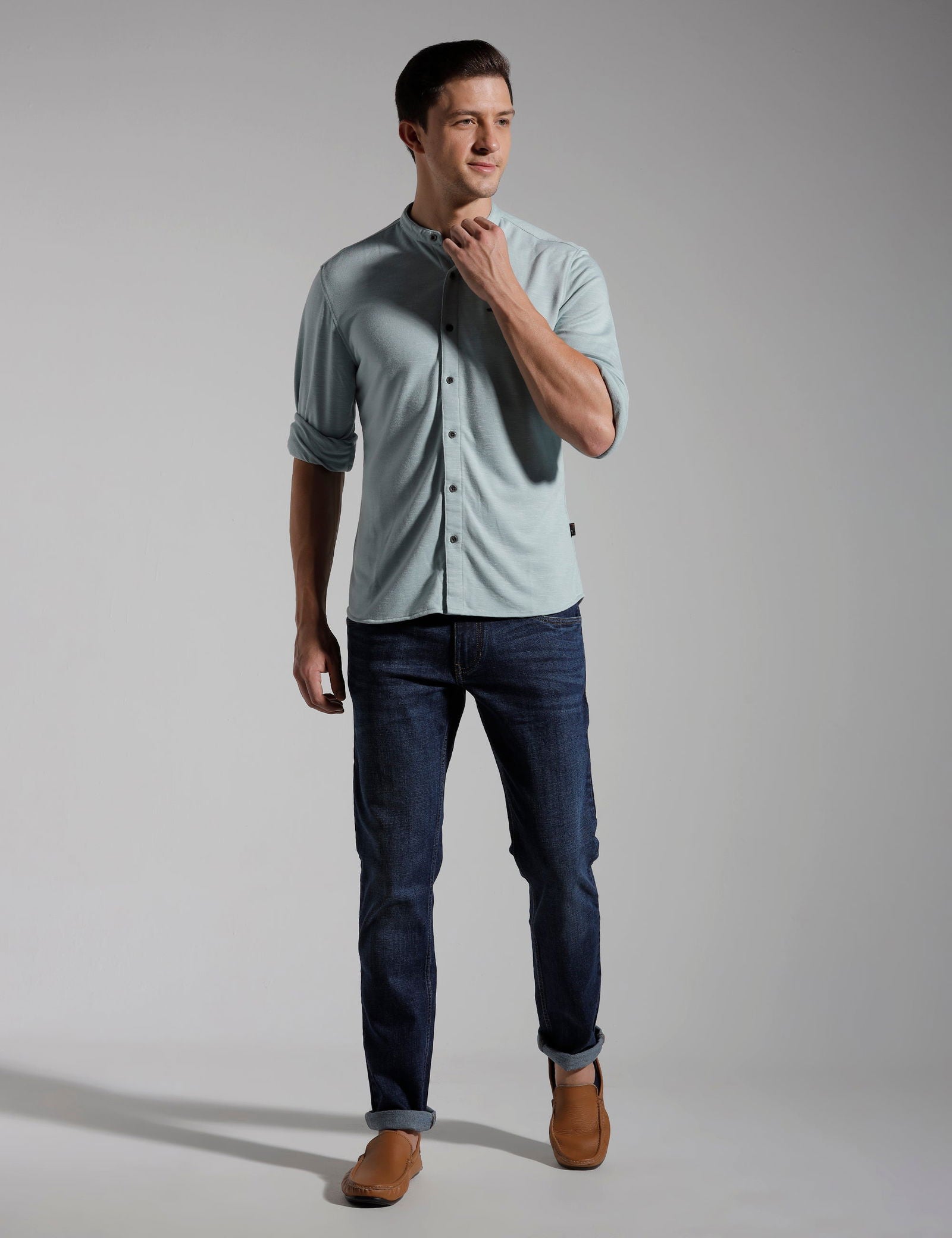 IDENTITI Men Slim Fit Mandarin Collar Stripe Shirt