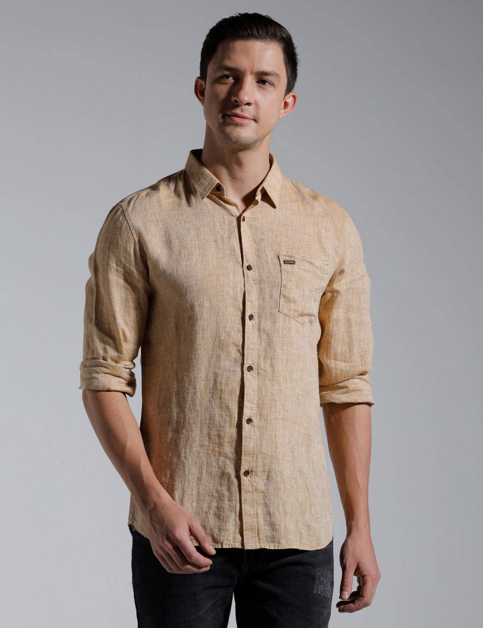 IDENTITI Men Slim Fit Regular Collar Solid Shirt
