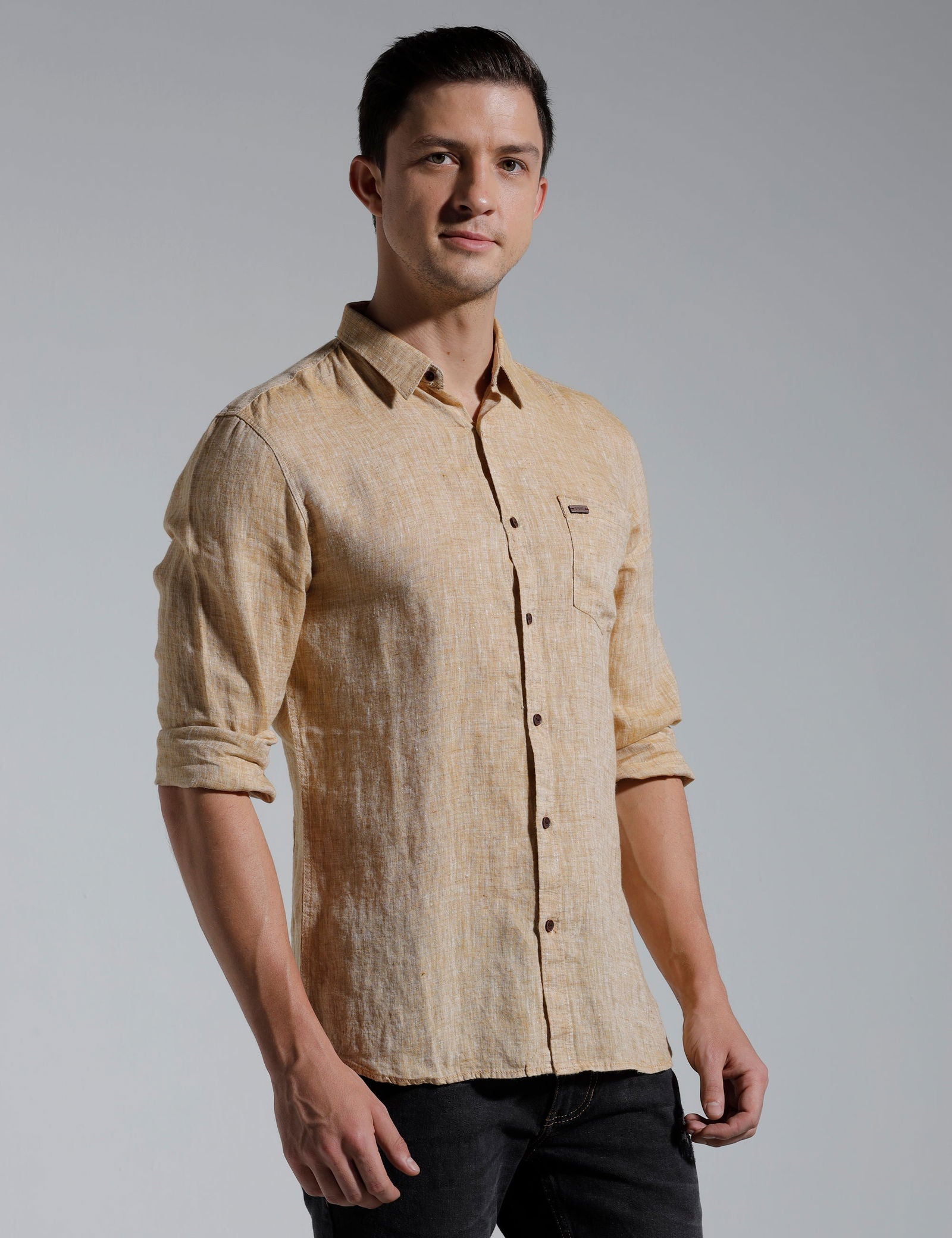 IDENTITI Men Slim Fit Regular Collar Solid Shirt