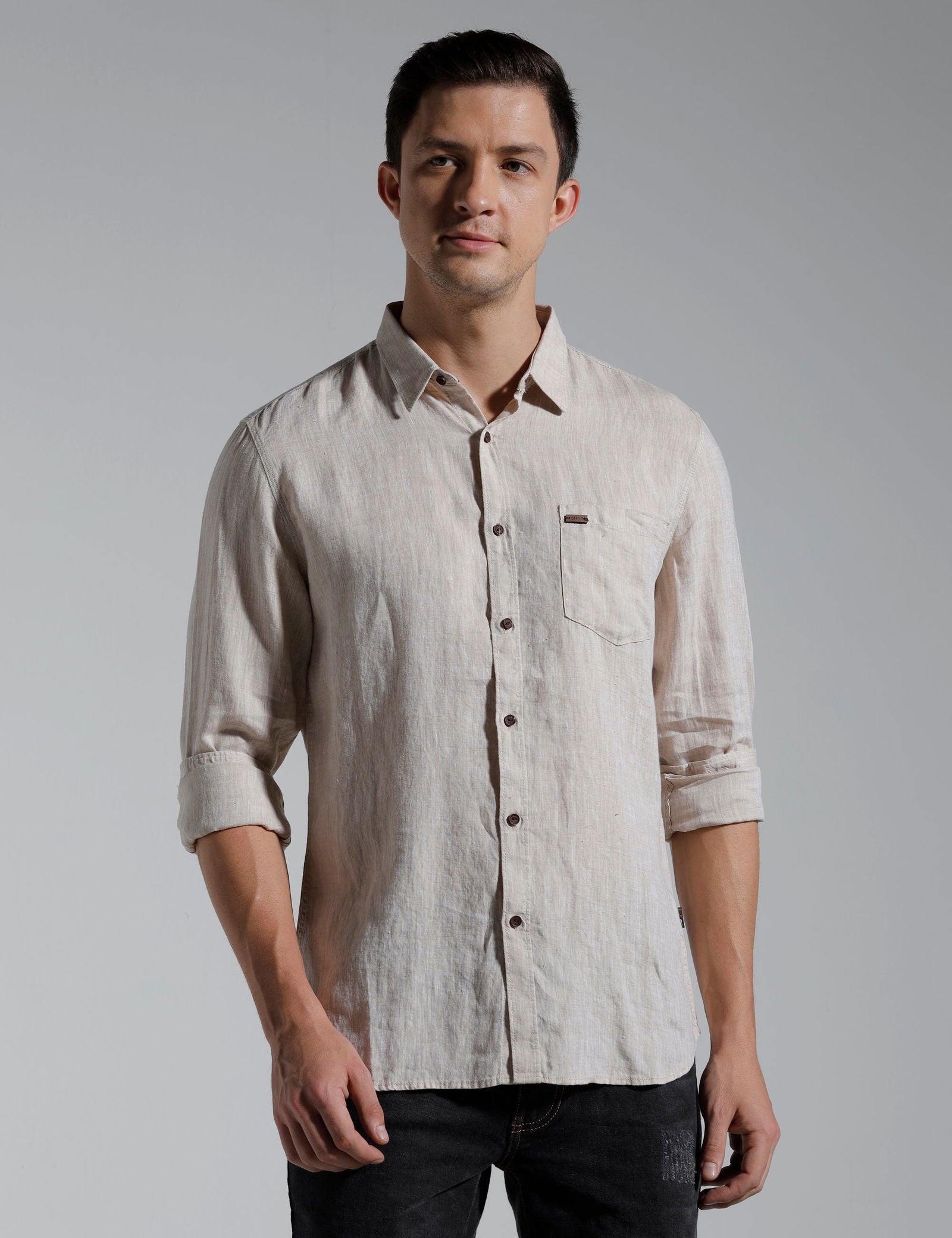 IDENTITI Men Slim Fit Regular Collar Solid Shirt