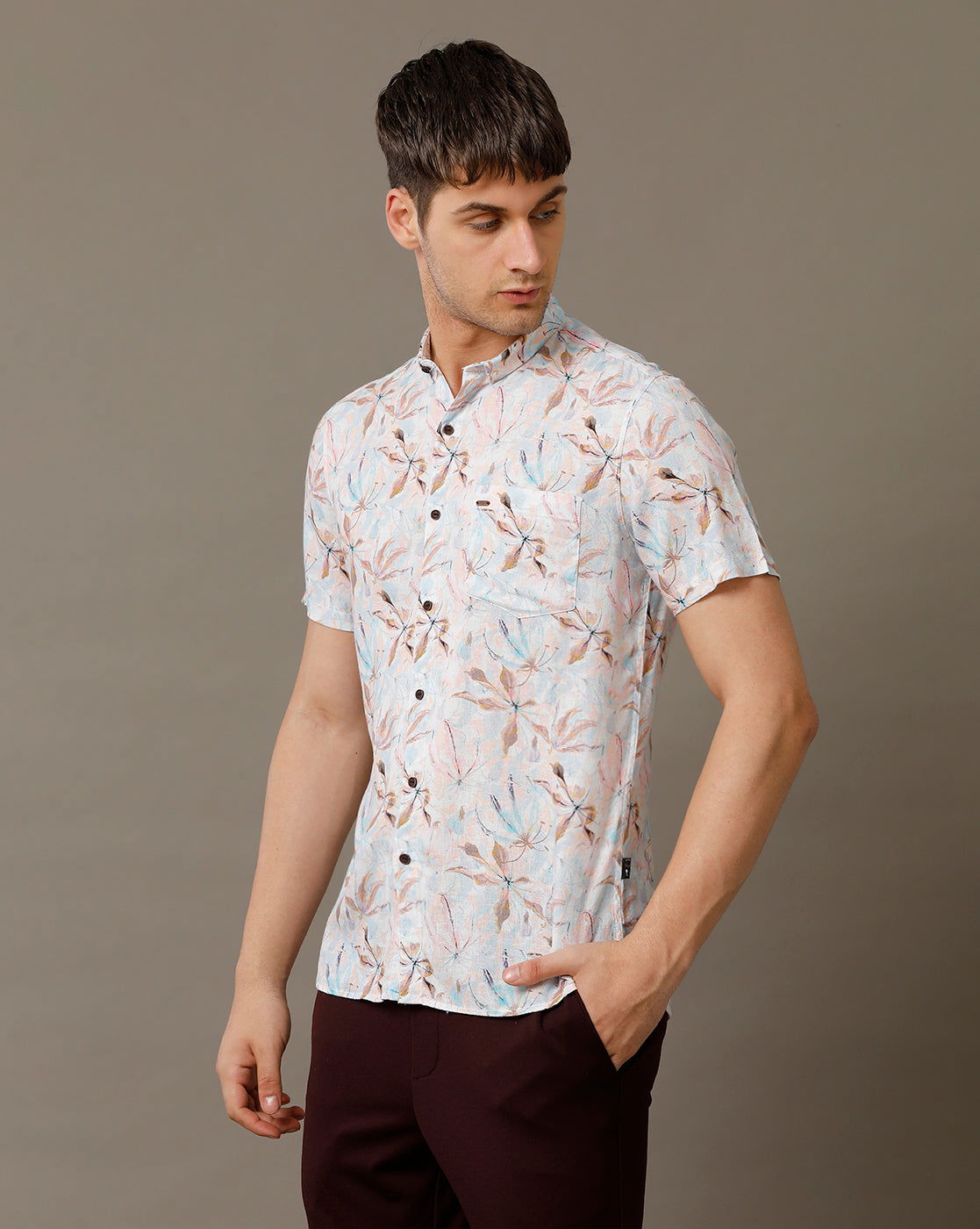 IDENTITI Men Slim Fit Short Collar Printed Shirt In Purple.