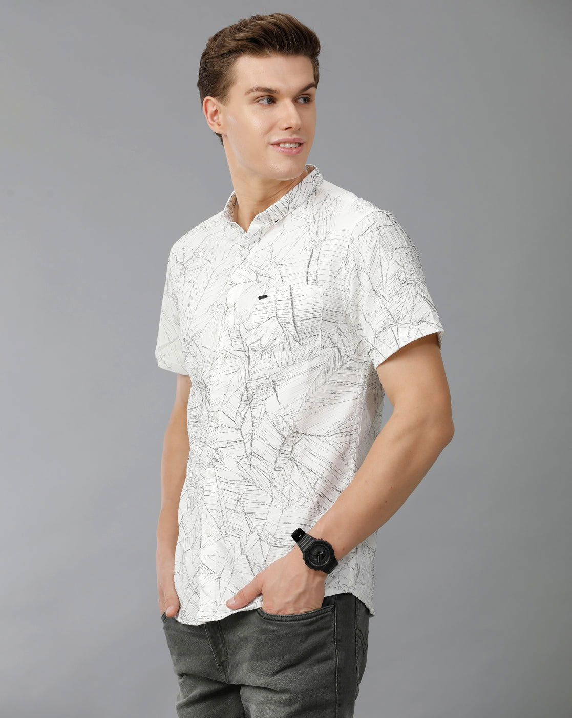 IDENTITI Men Slim Fit Short Collar Printed Shirt In White