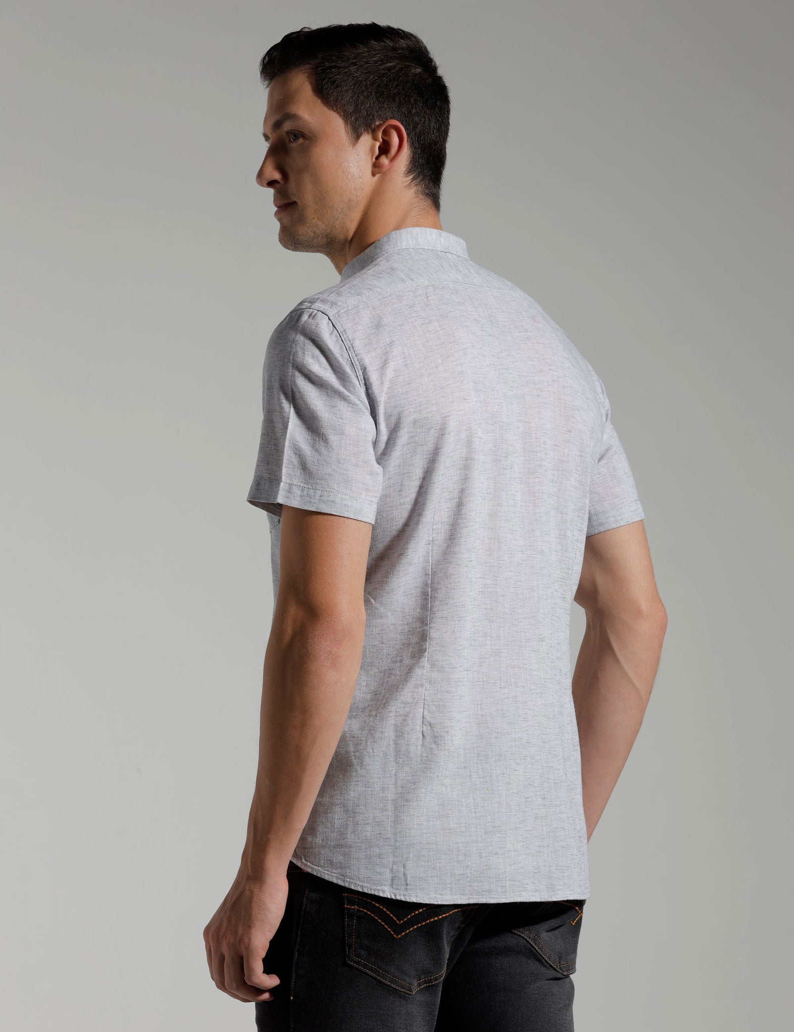 IDENTITI Men Slim Fit Short Collar Solid Shirt
