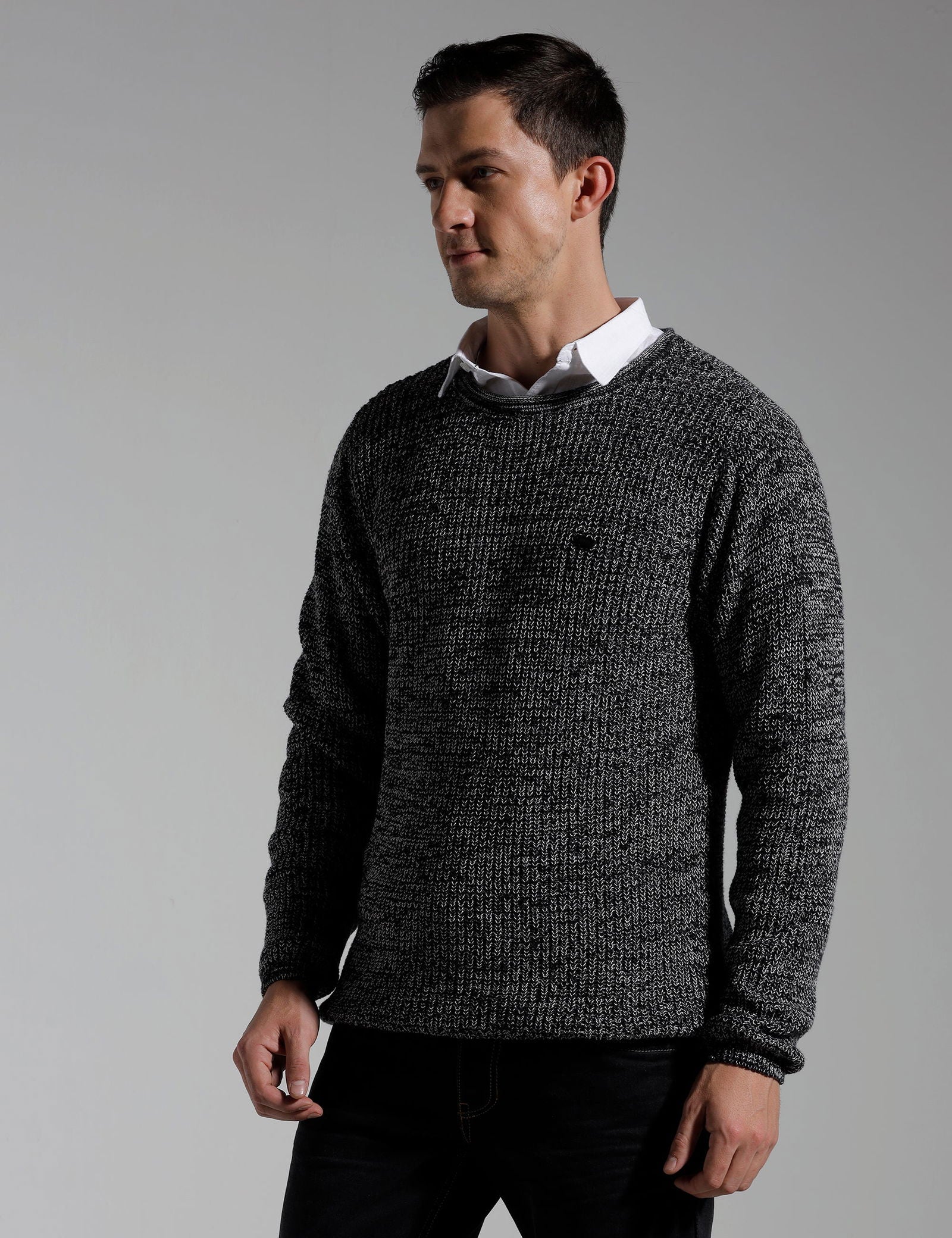 Identiti Full Sleeve Solid Slim Fit Cotton Casual Pull Over With Woven Collar