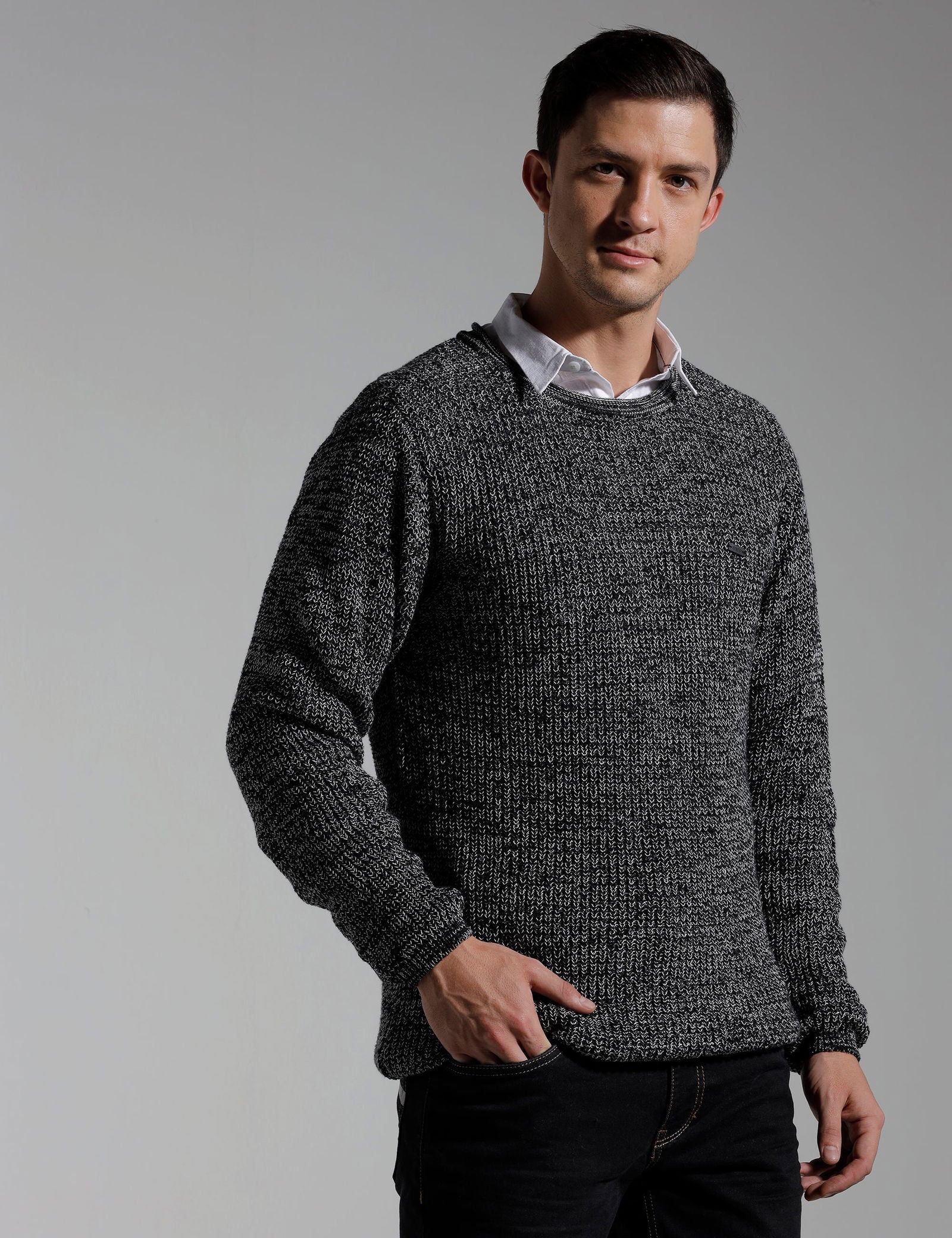 Identiti Full Sleeve Solid Slim Fit Cotton Casual Pull Over With Woven Collar