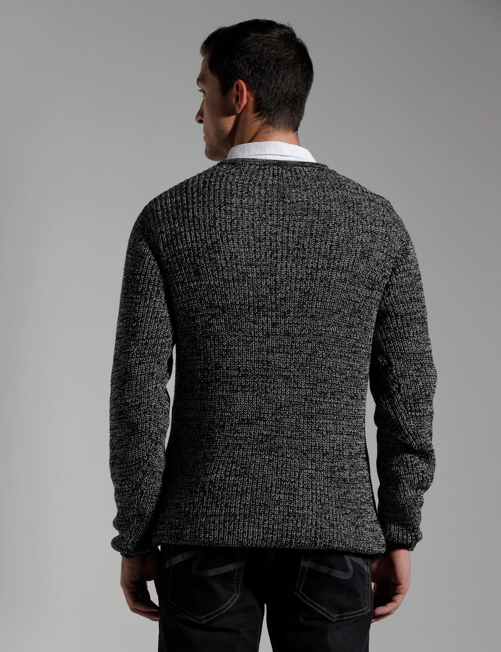 Identiti Full Sleeve Solid Slim Fit Cotton Casual Pull Over With Woven Collar