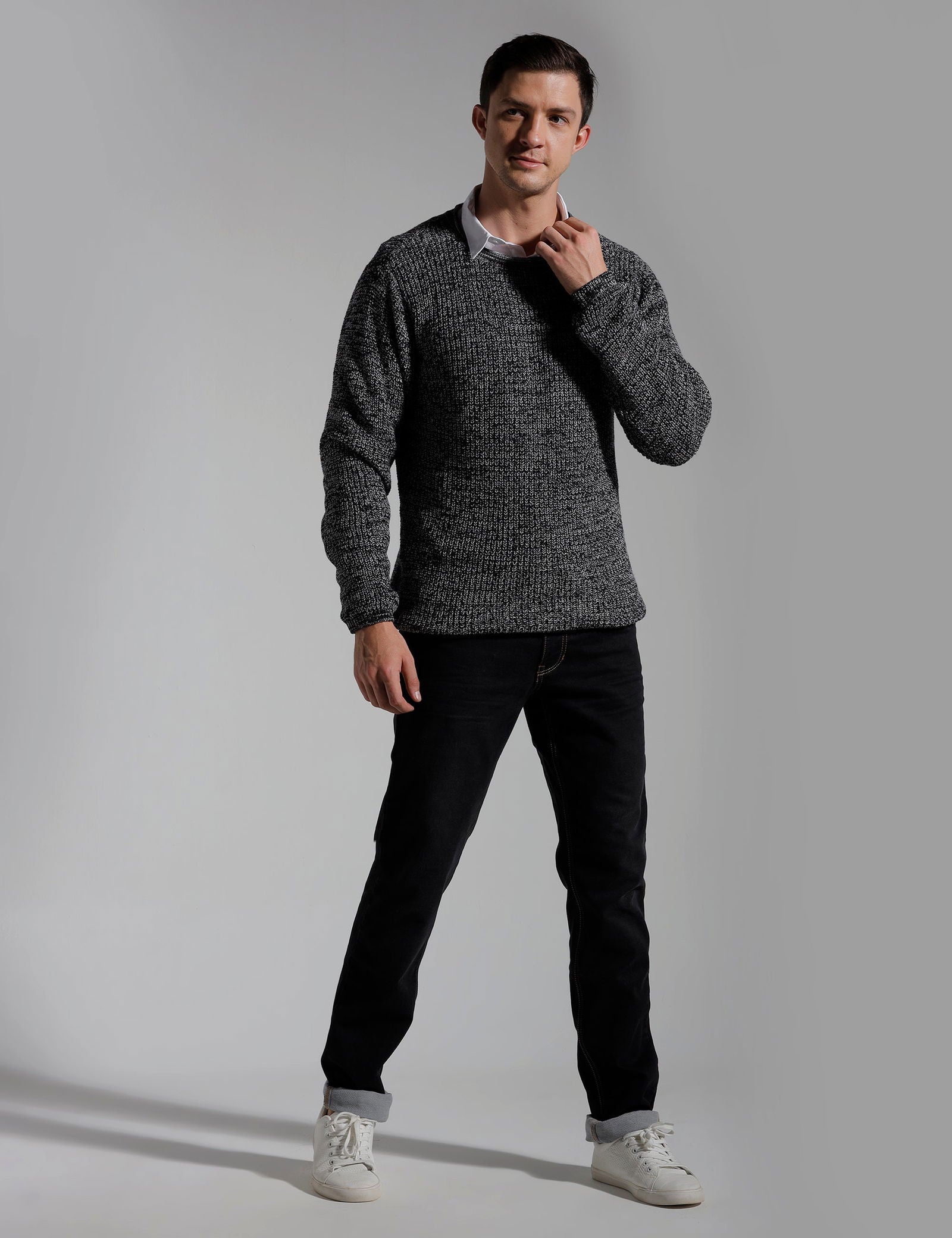 Identiti Full Sleeve Solid Slim Fit Cotton Casual Pull Over With Woven Collar
