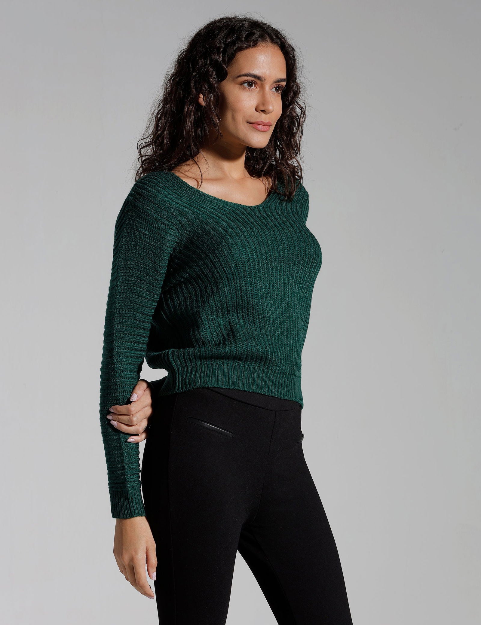 Identiti Women Crop Pull over