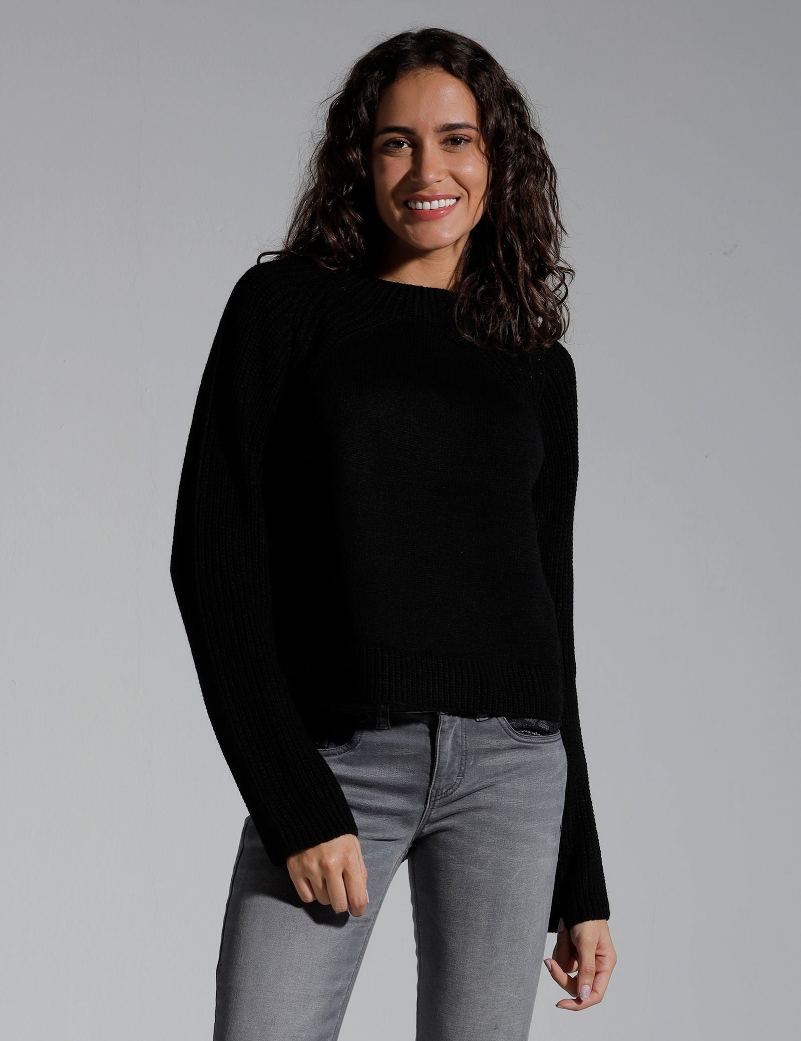 Identiti Women Crop Pull over