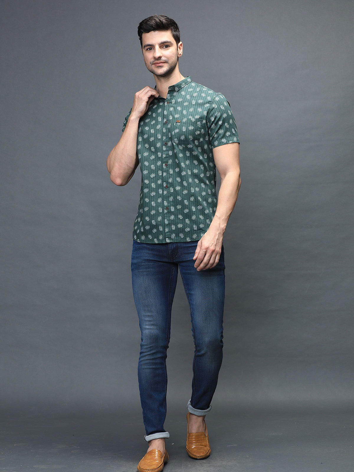 Men Slim Fit Printed Shirt