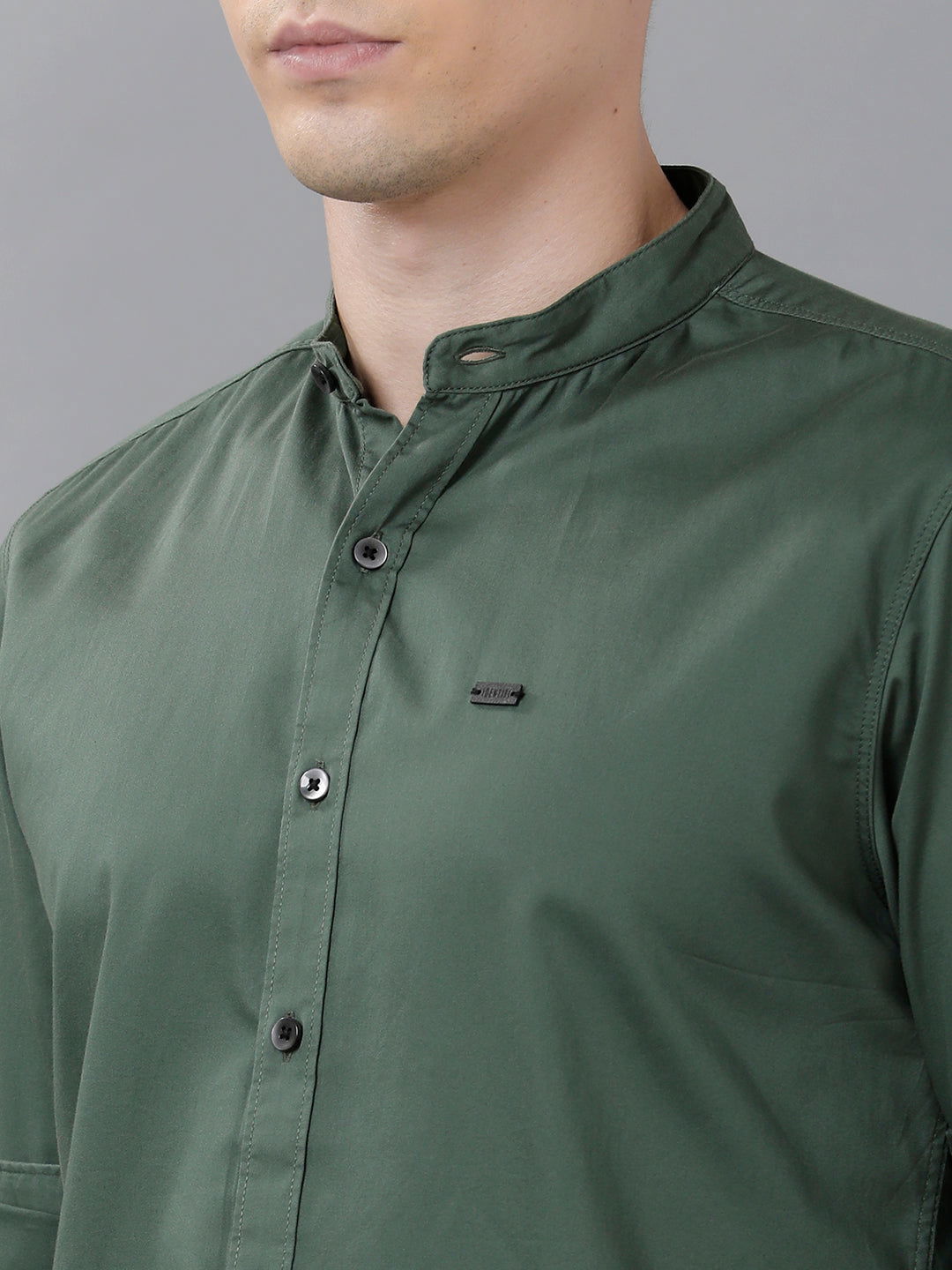 Men Slim Fit Solid Satin Party Shirt