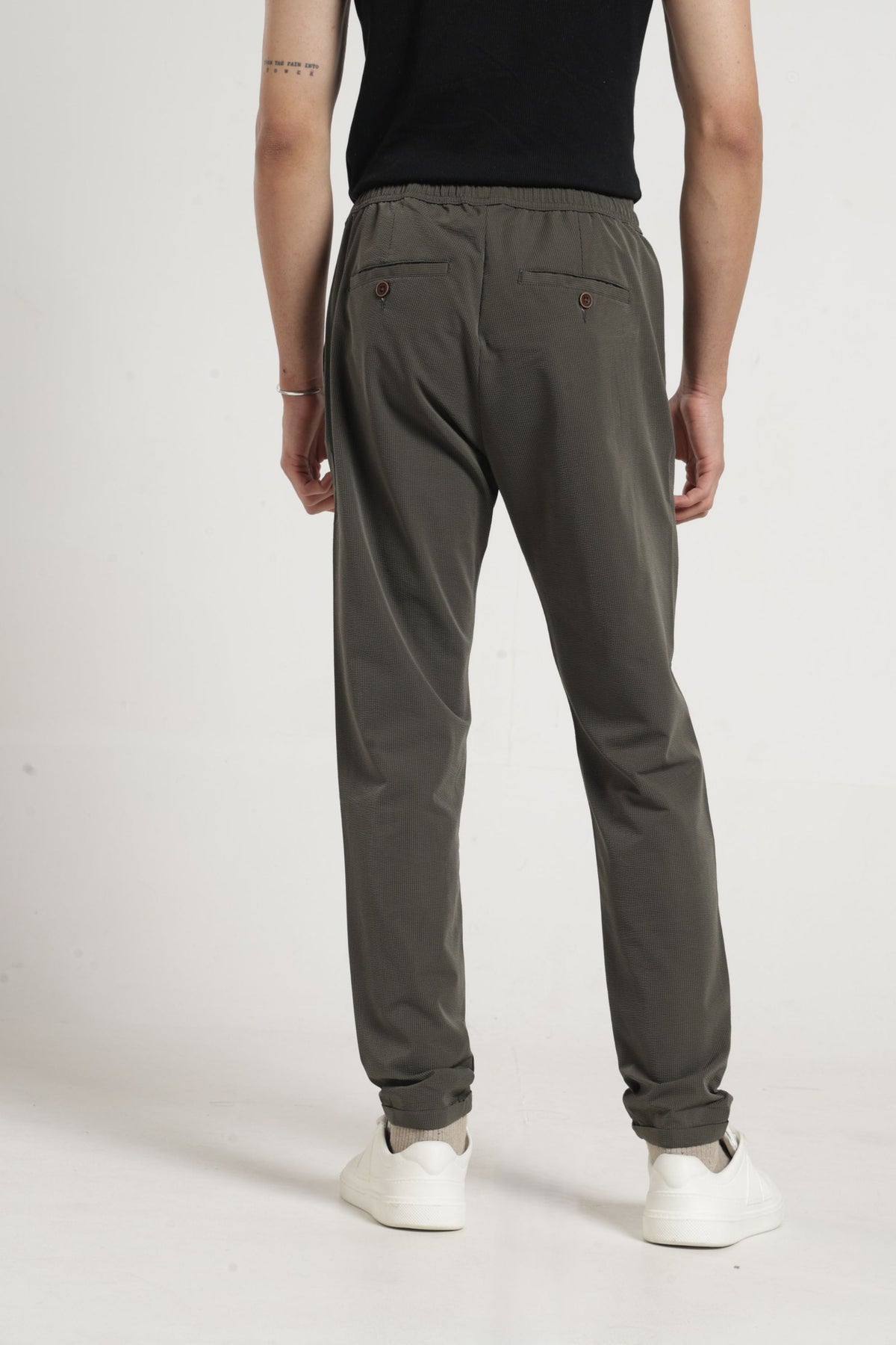 Non Denim Solid dobby Jogger In Olive