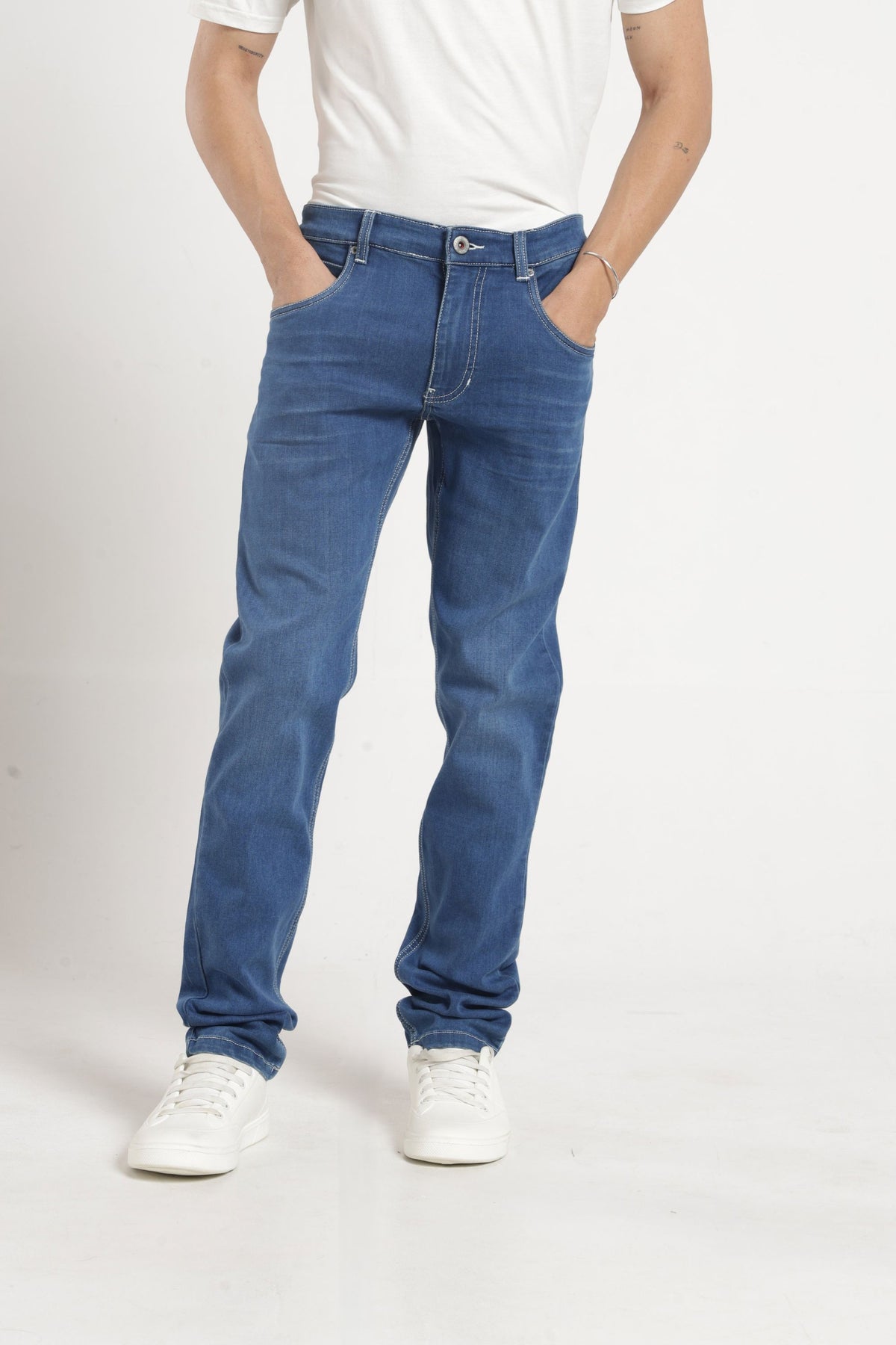 Twill Lycra Slim Fit Denim In Indigo