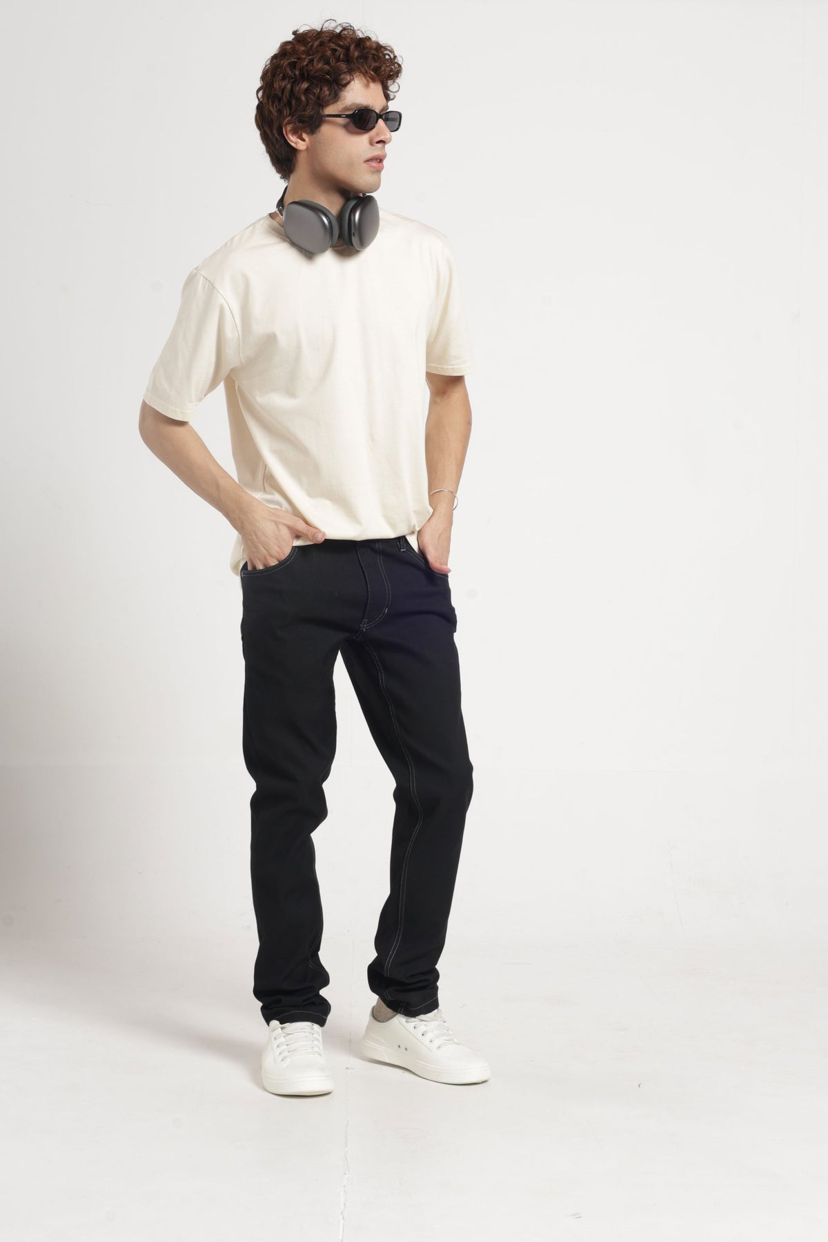 Twill Lycra Slim Fit Denim In Grey